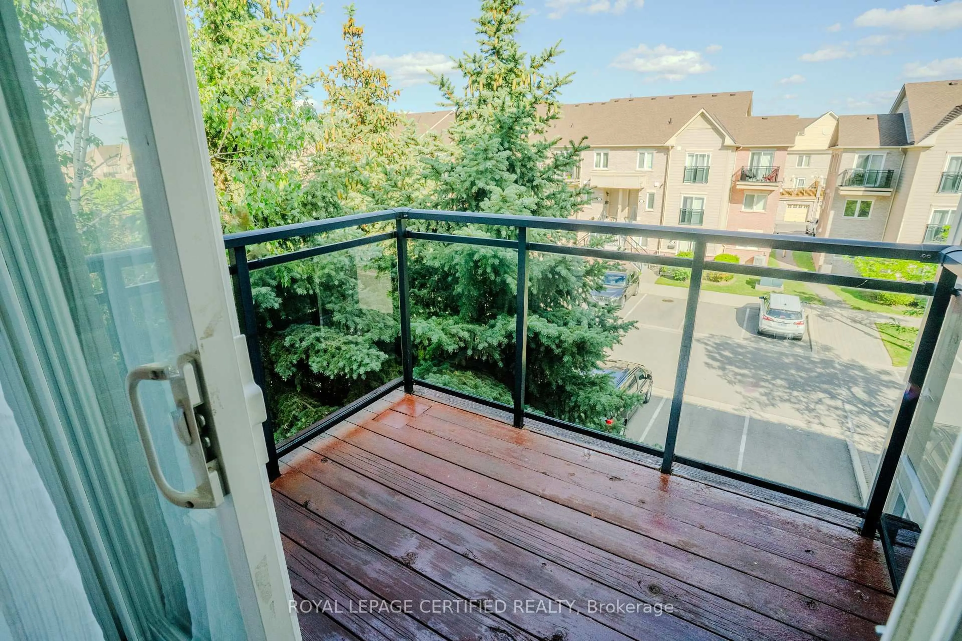 Balcony in the apartment, city buildings view from balcony for 4975 Southampton Dr #353, Mississauga Ontario L5M 8C8
