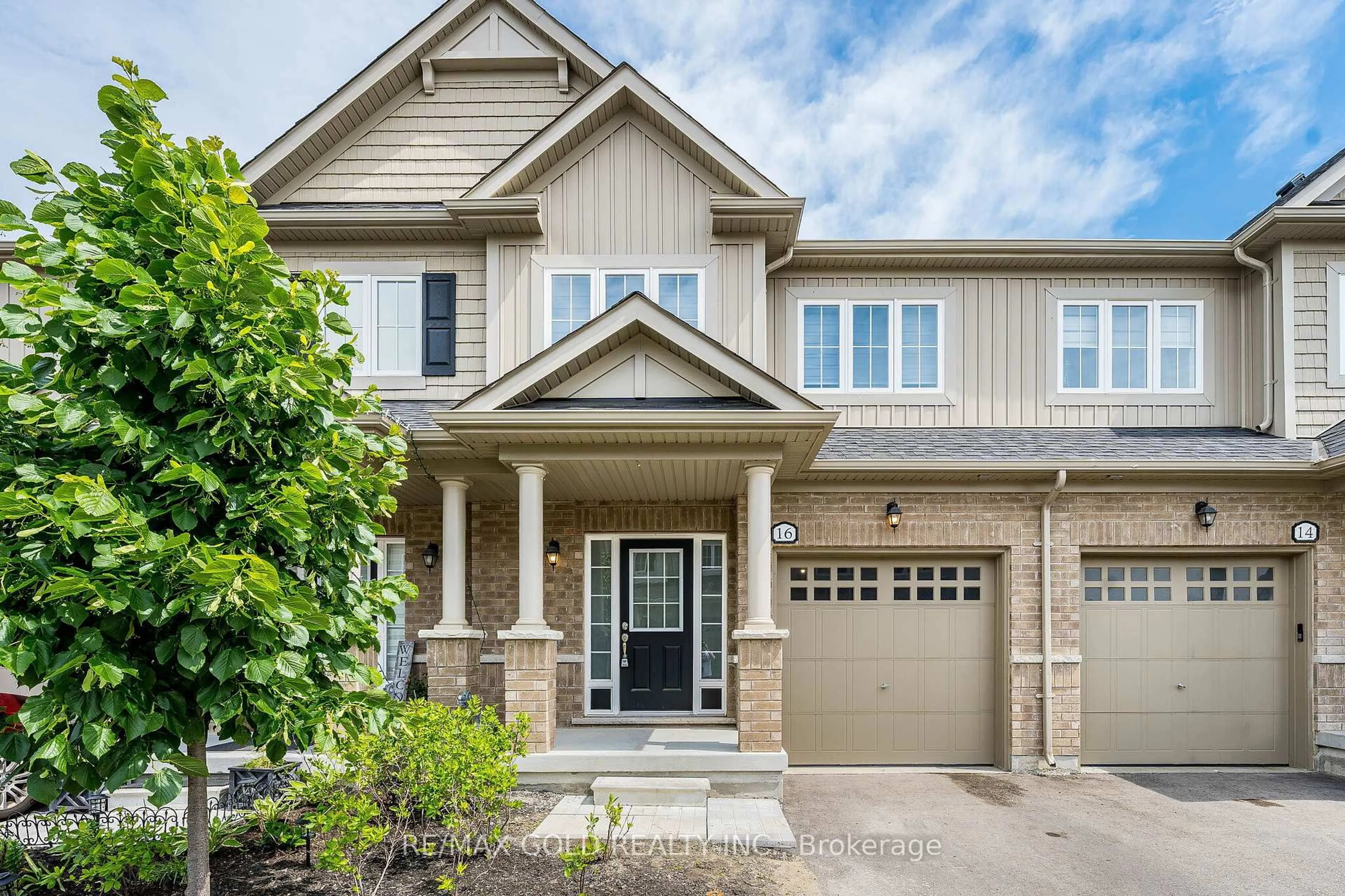Home with brick exterior material, street for 16 Brixham Lane, Brampton Ontario L7A 5K2