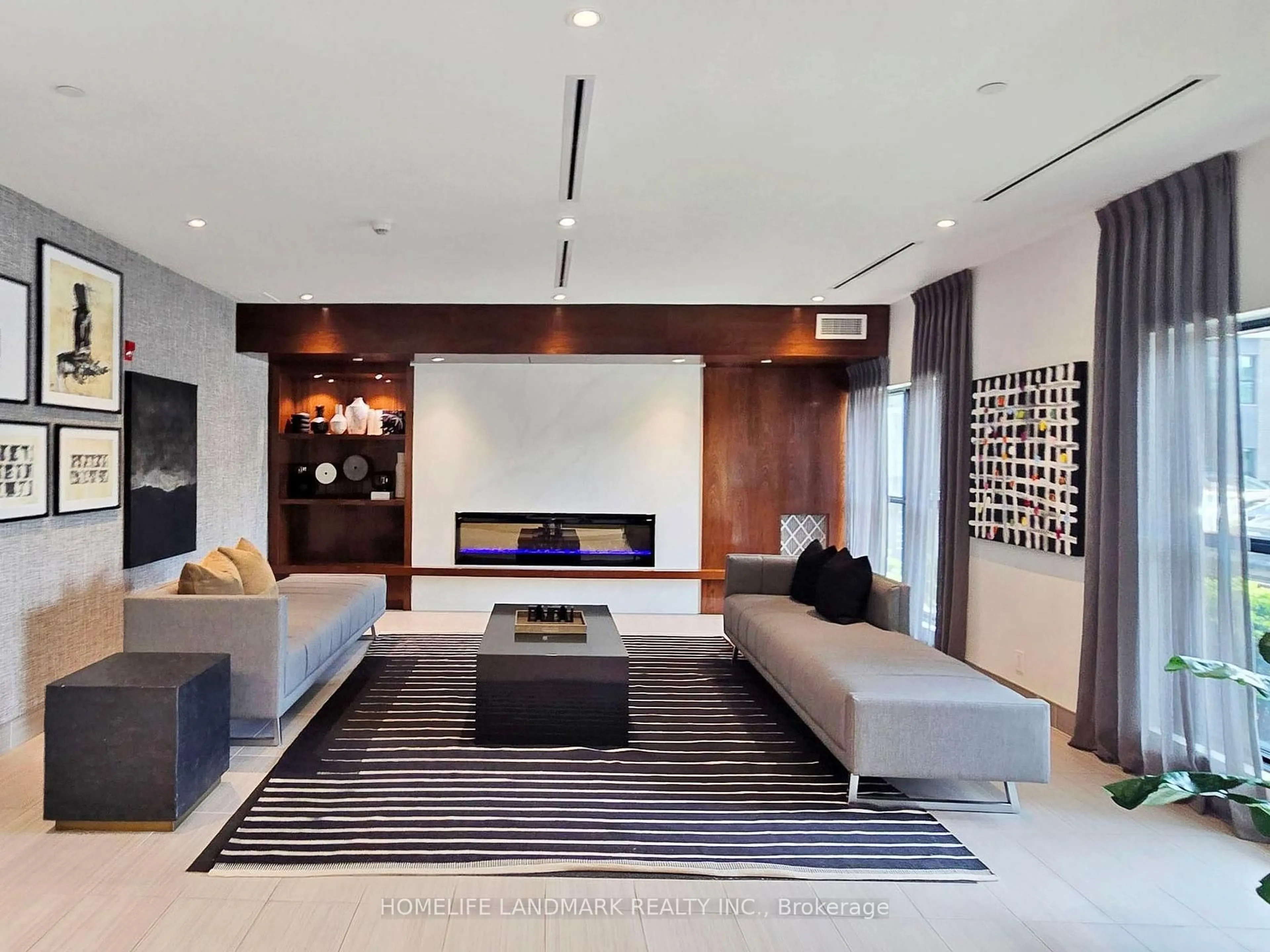 Living room with furniture, unknown for 102 Grovewood Common #622, Oakville Ontario L6H 0X2
