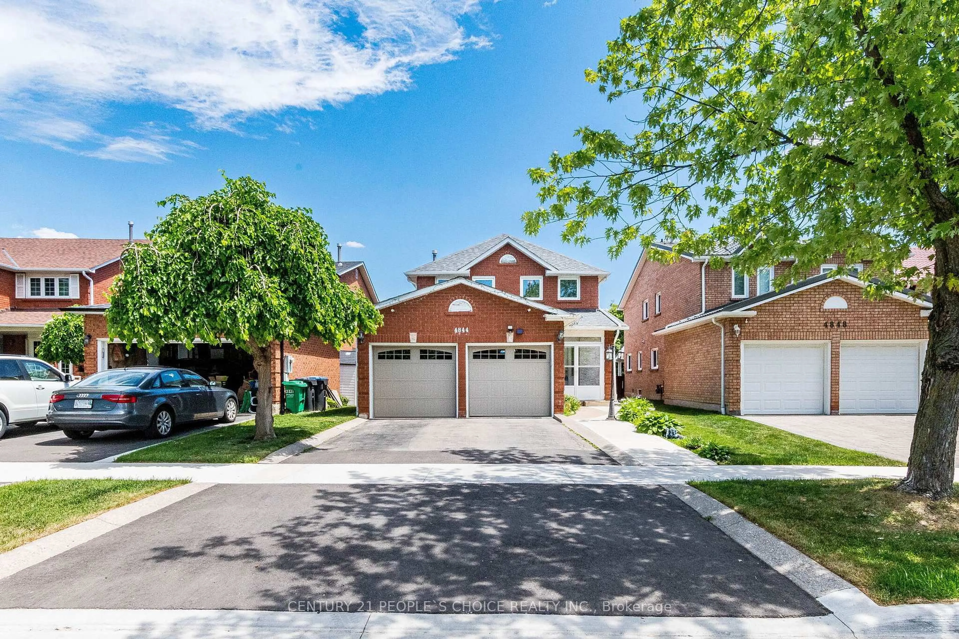 Home with brick exterior material, street for 4844 Owl Circ, Mississauga Ontario L4Z 2P7