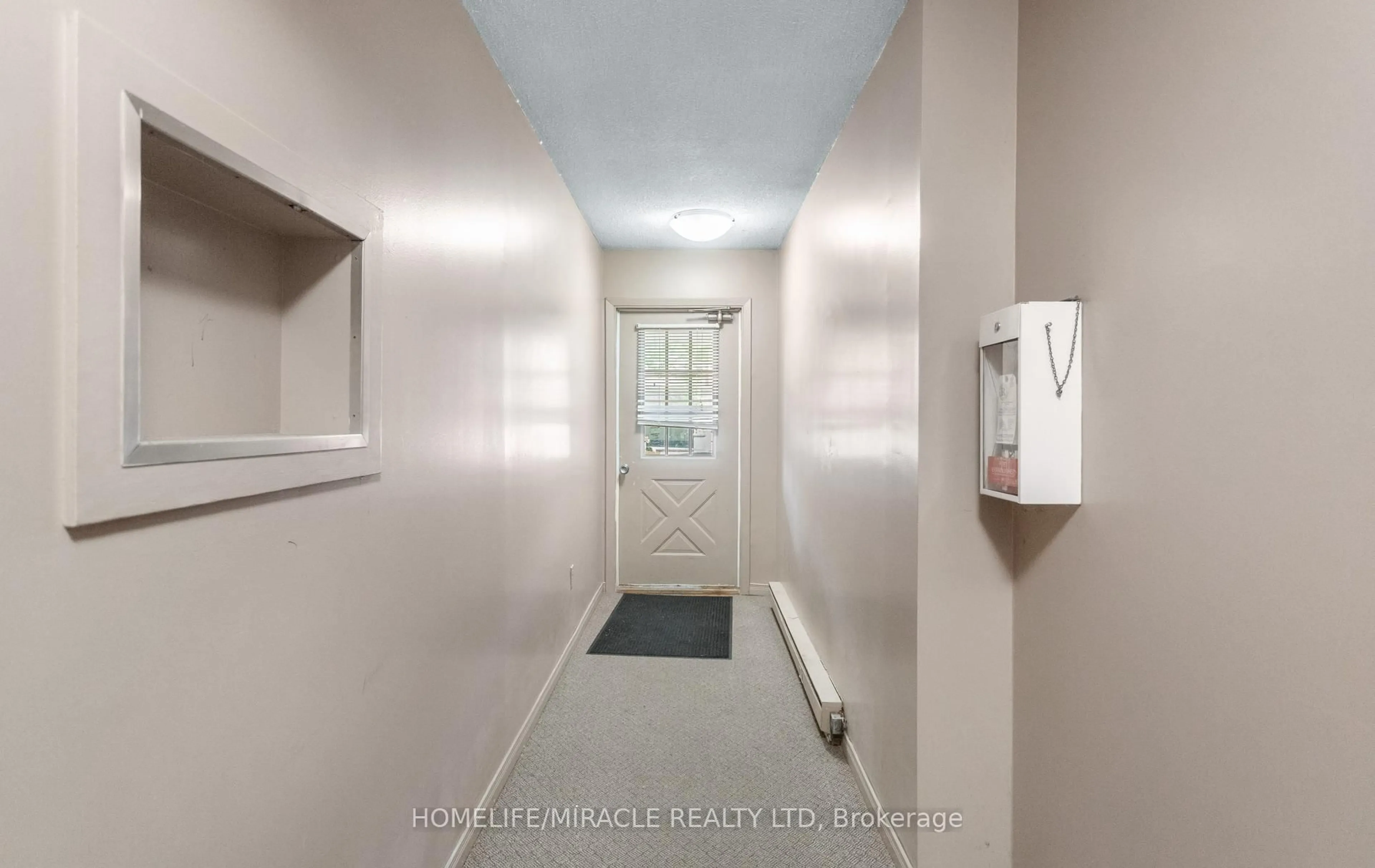 Indoor entryway for 6797 Formentera Ave #81, Mississauga Ontario L5N 2L6