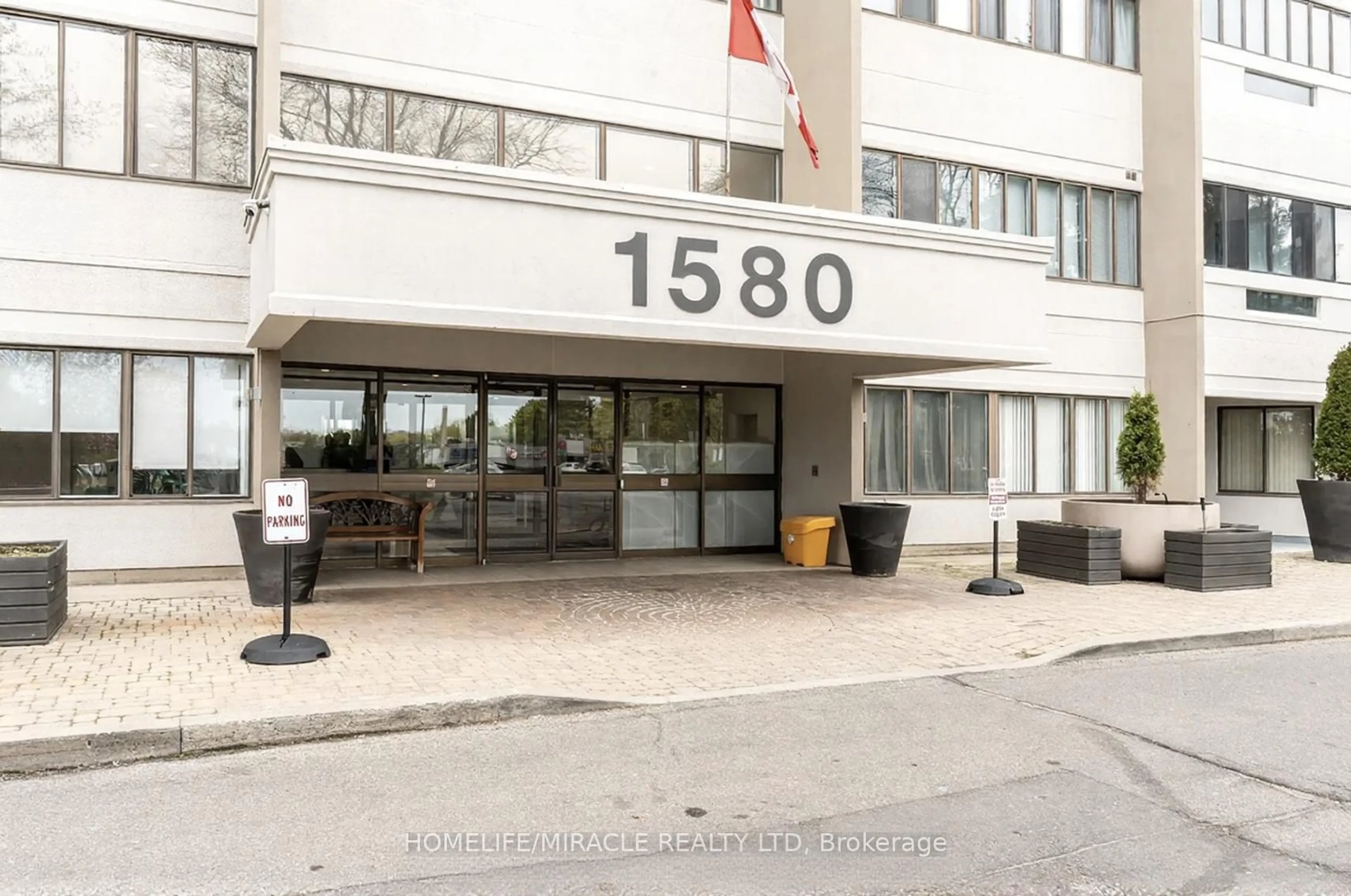 Unknown for 1580 Mississauga valley Blvd #412, Mississauga Ontario L5A 3T8