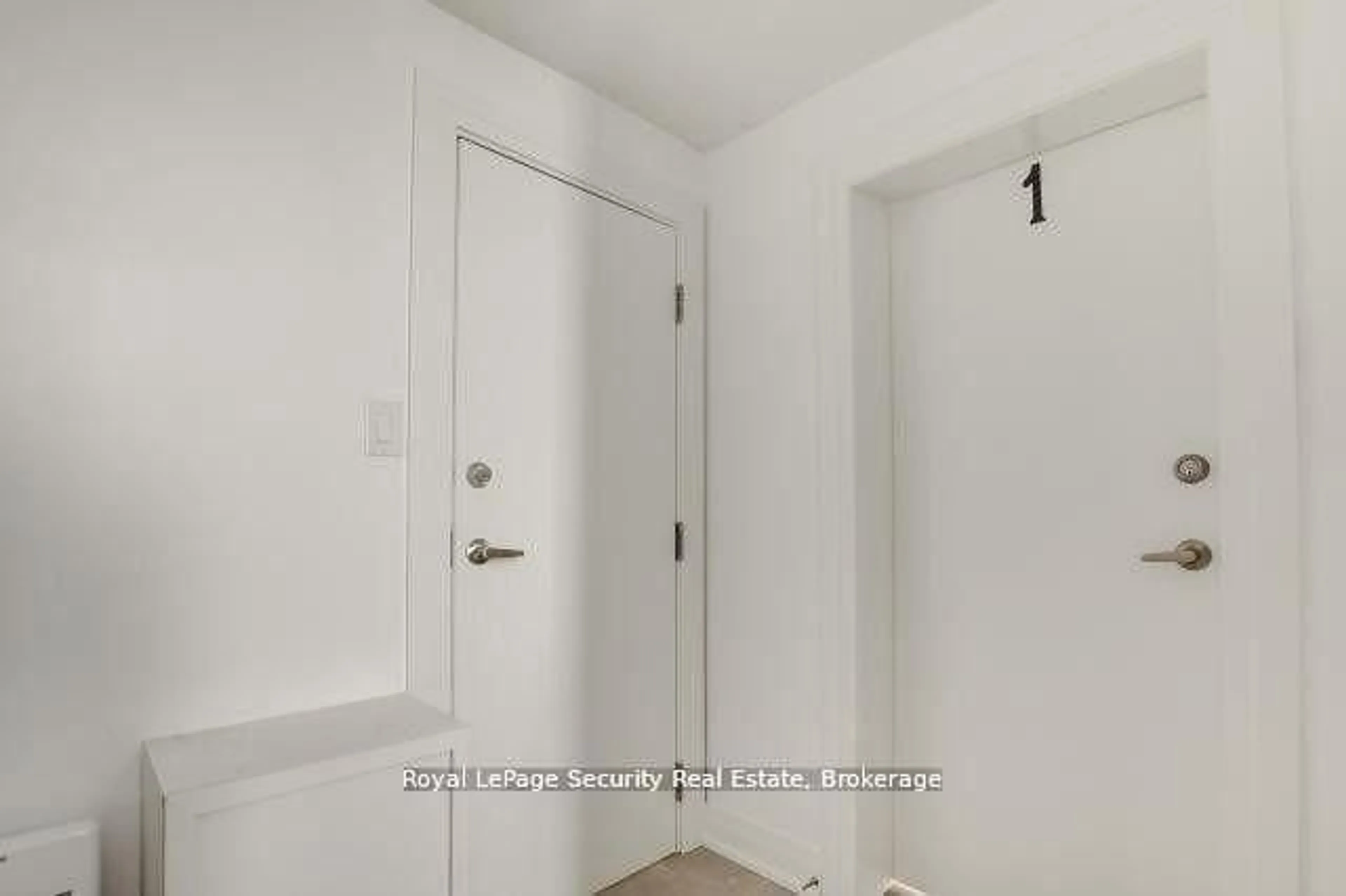 A pic of a room for 148 Portland St, Toronto Ontario M8Y 1B2