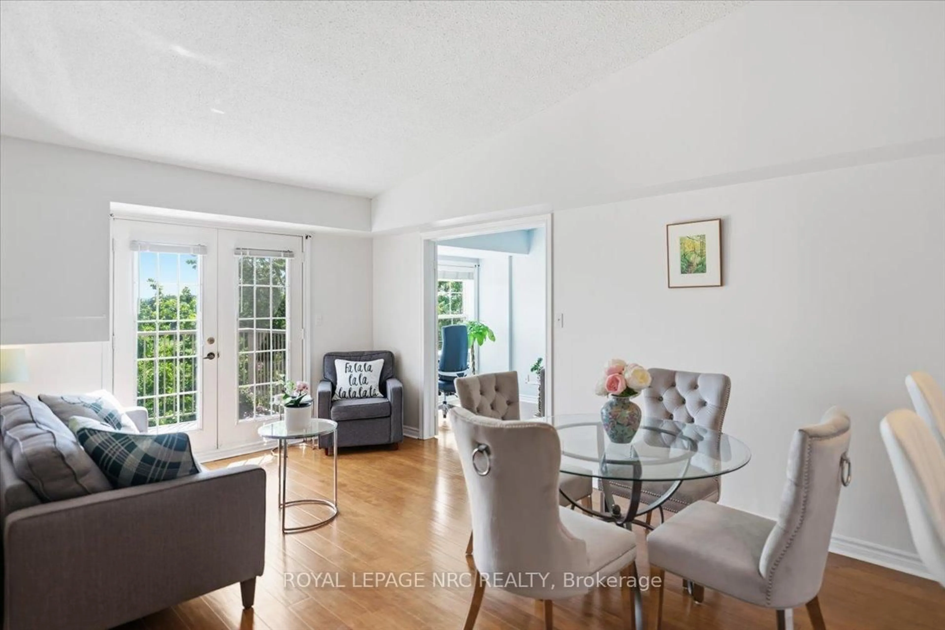 Dining room, unknown for 1450 Bishops Gate #409, Oakville Ontario L6M 4N1