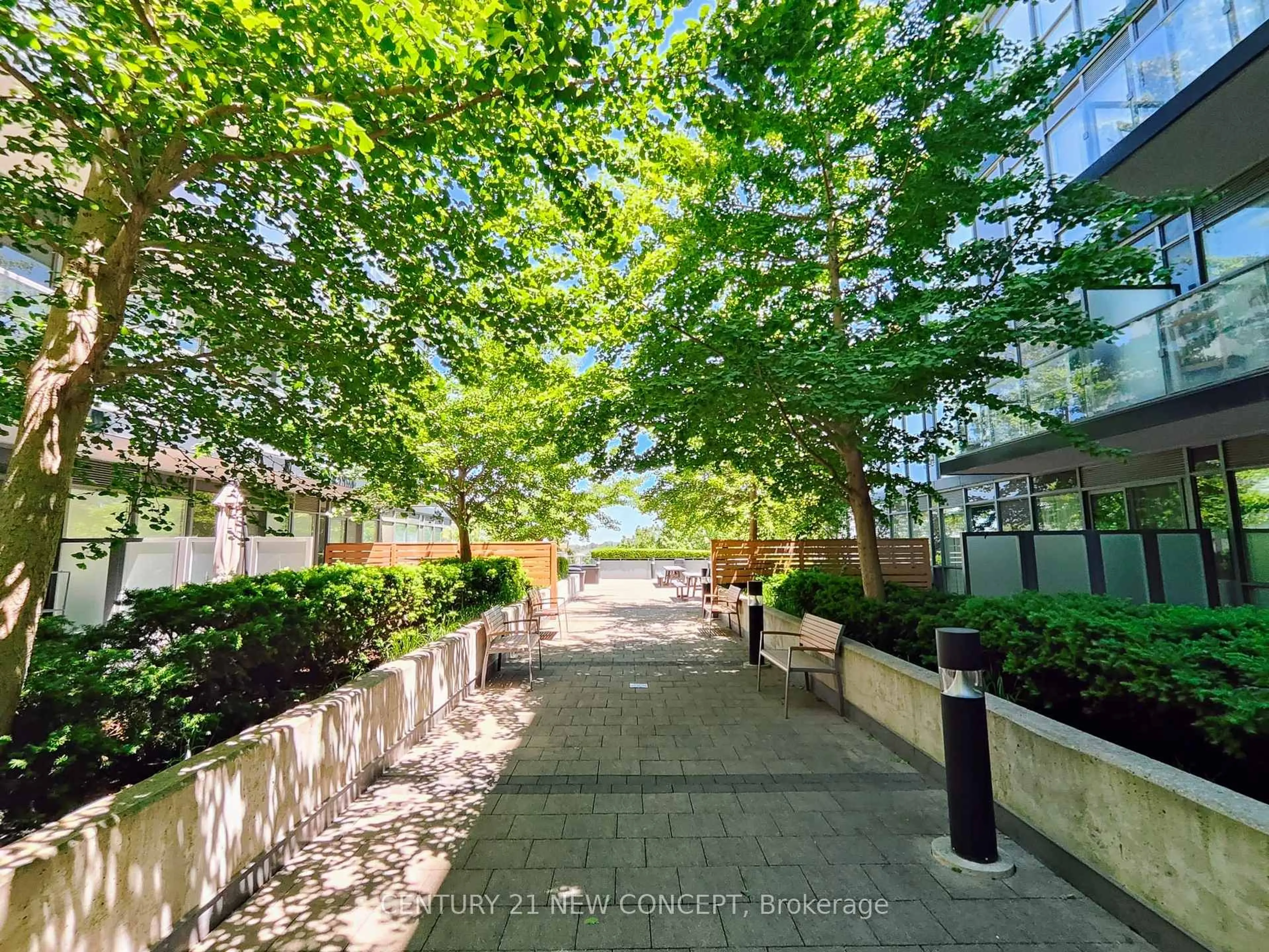 A pic from outside/outdoor area/front of a property/back of a property/a pic from drone, street for 15 James Finlay Way #703, Toronto Ontario M3M 0B3
