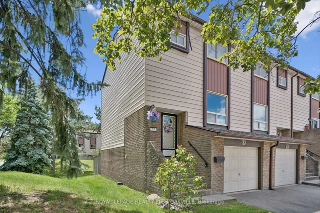 1221 Dundix Rd #37, Mississauga 2