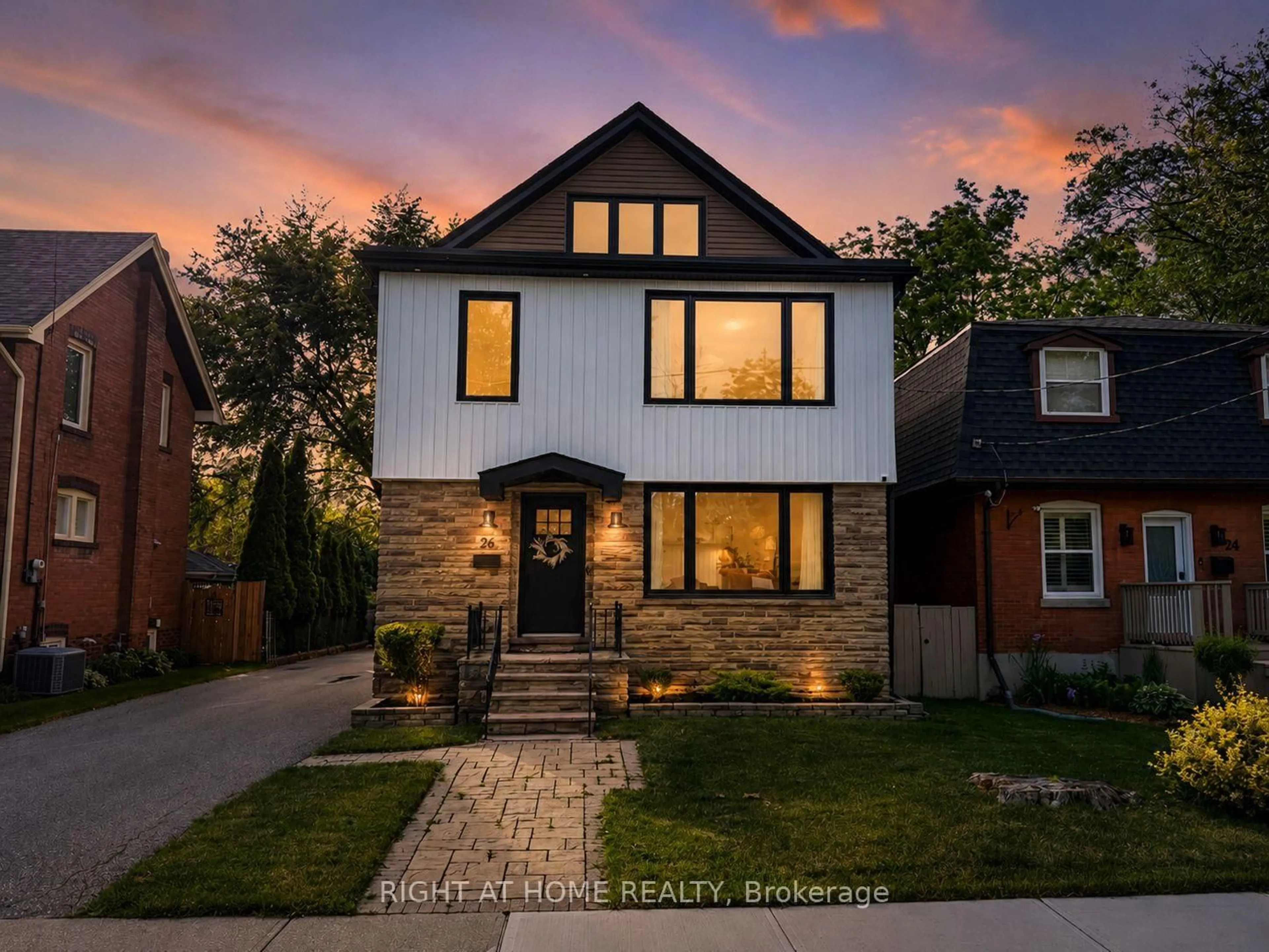 Home with brick exterior material, street for 26 Craig St, Brampton Ontario L6Y 1J1