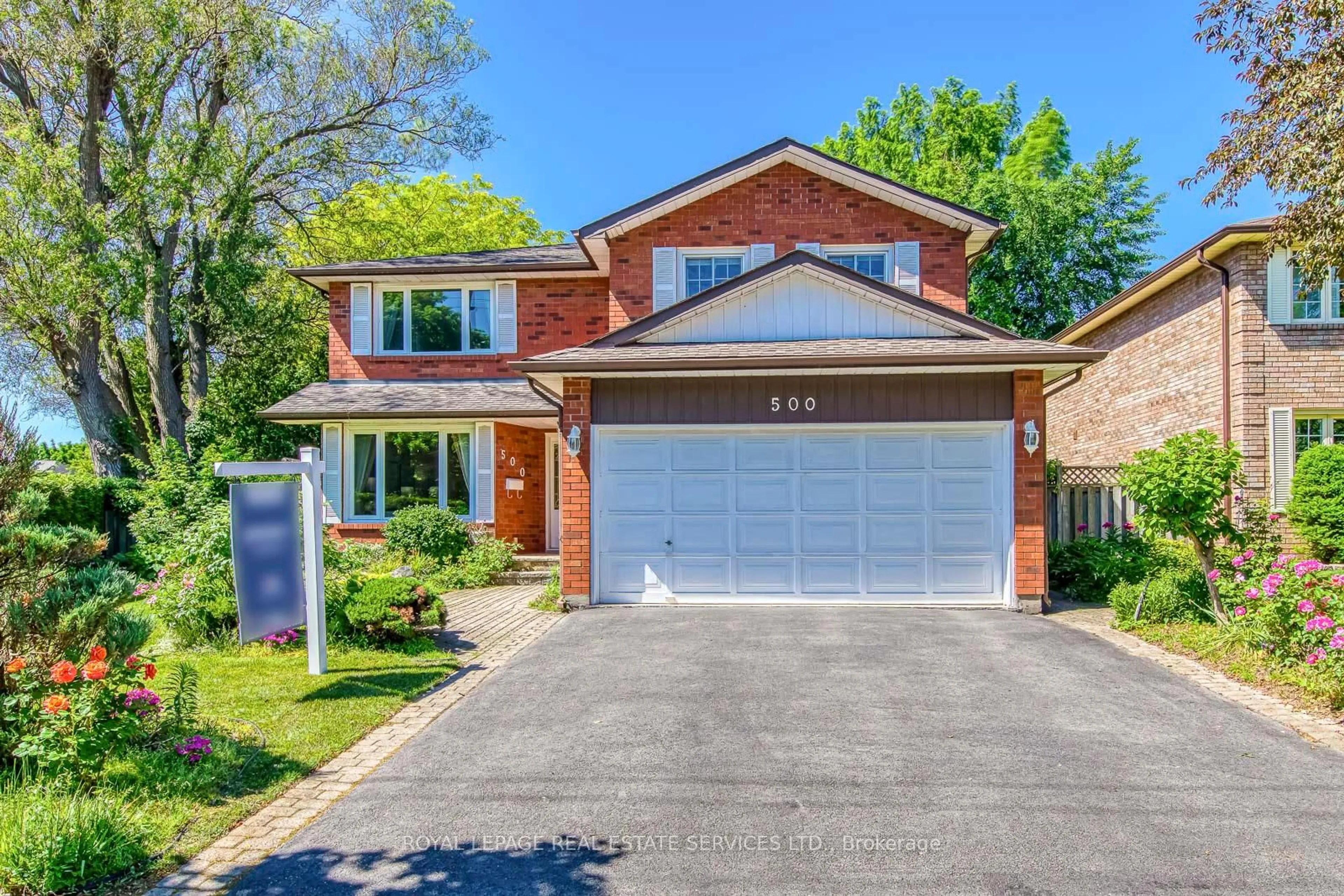 Home with brick exterior material, street for 500 Woodview Rd, Burlington Ontario L7N 3P9