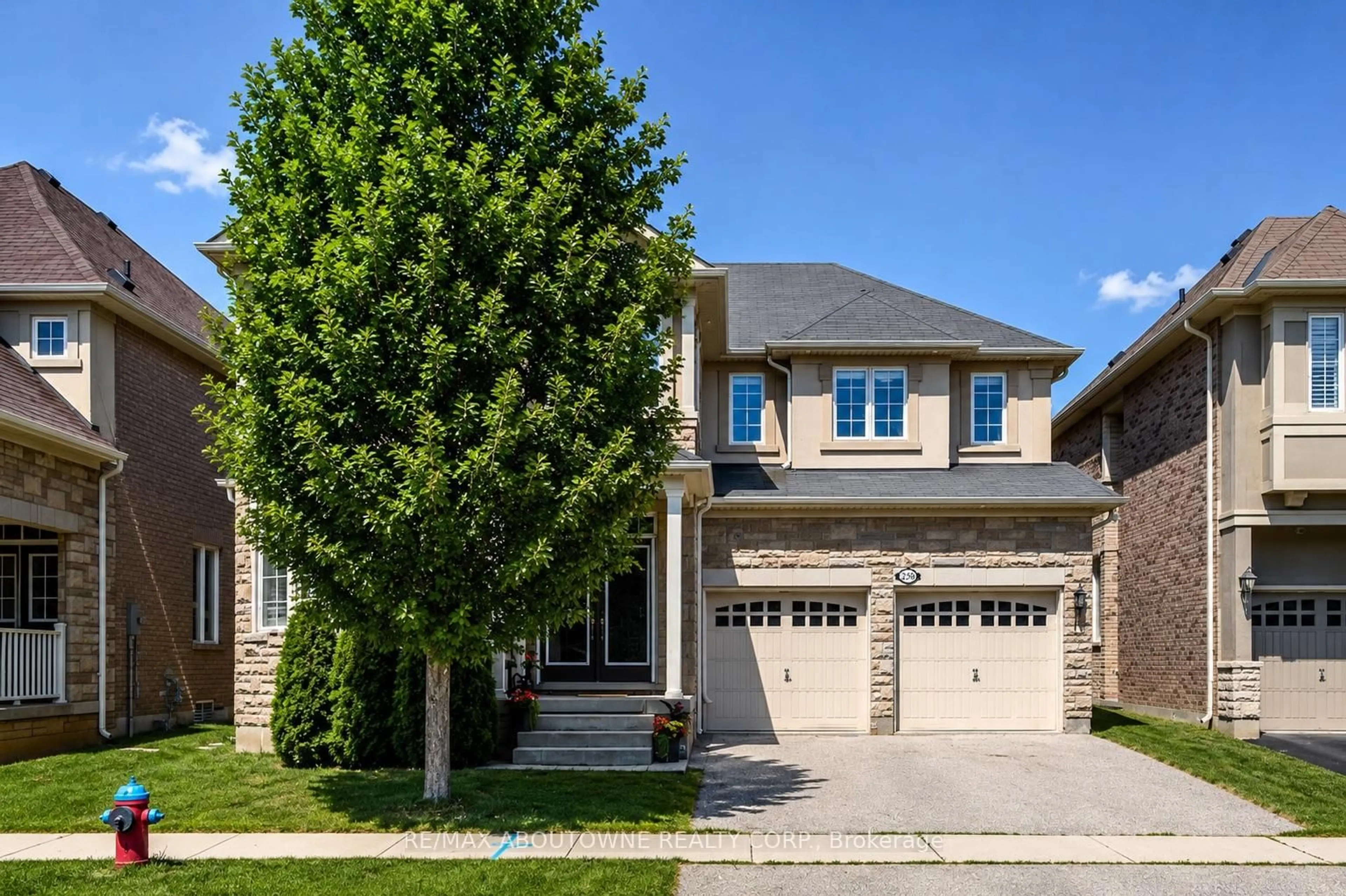 Home with brick exterior material, street for 2383 Calloway Dr, Oakville Ontario L6M 0C1