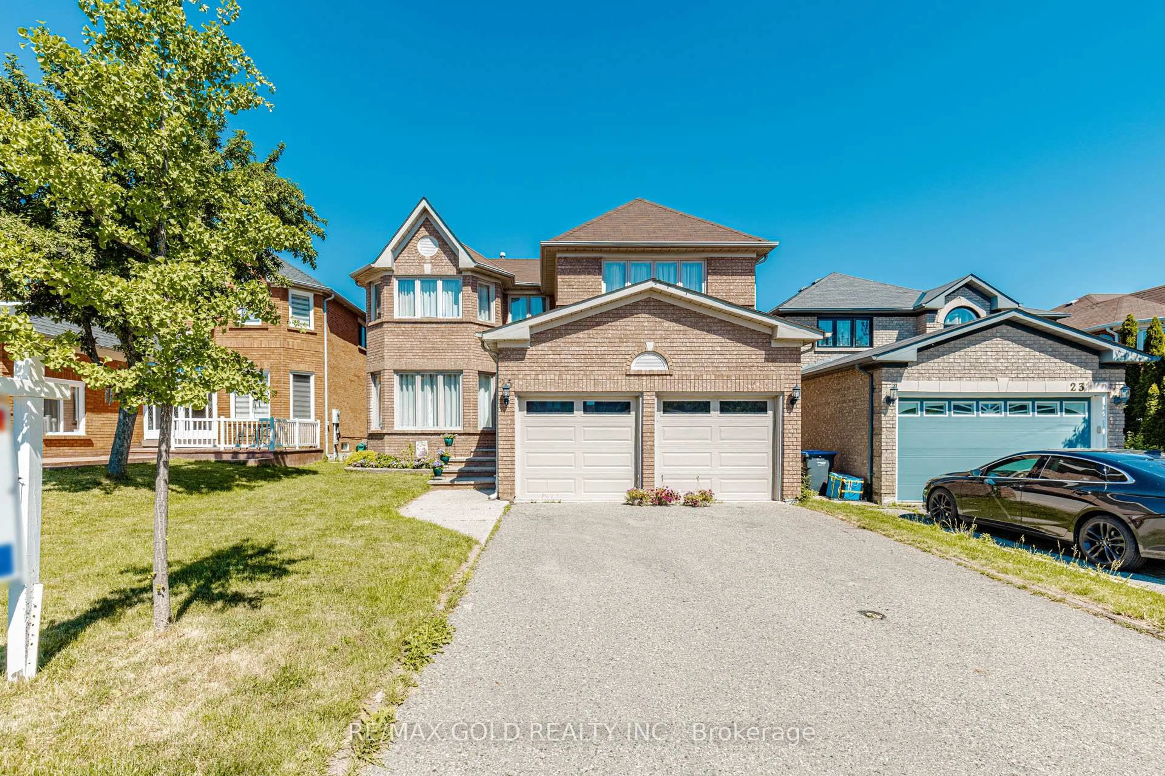 Home with brick exterior material, street for 25 Adirondack Cres, Brampton Ontario L6R 1E5