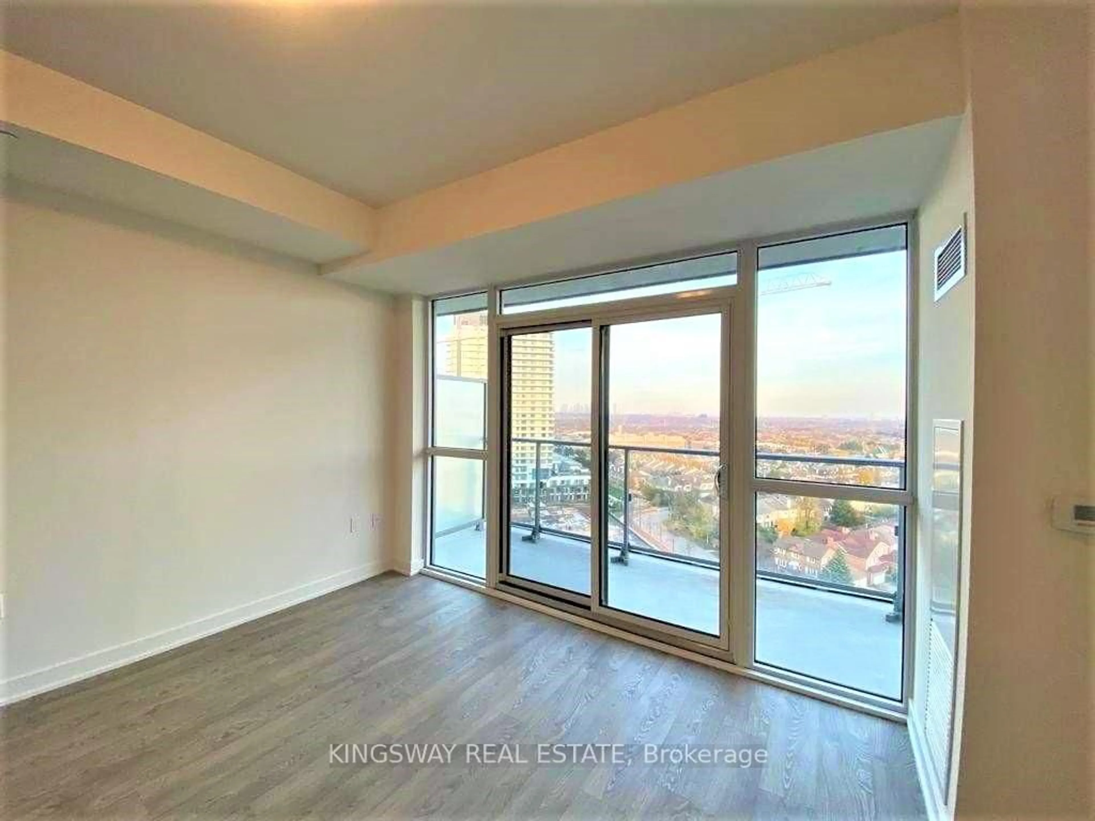 A pic of a room for 4699 Glen Erin Dr #1403, Mississauga Ontario L5M 2E5