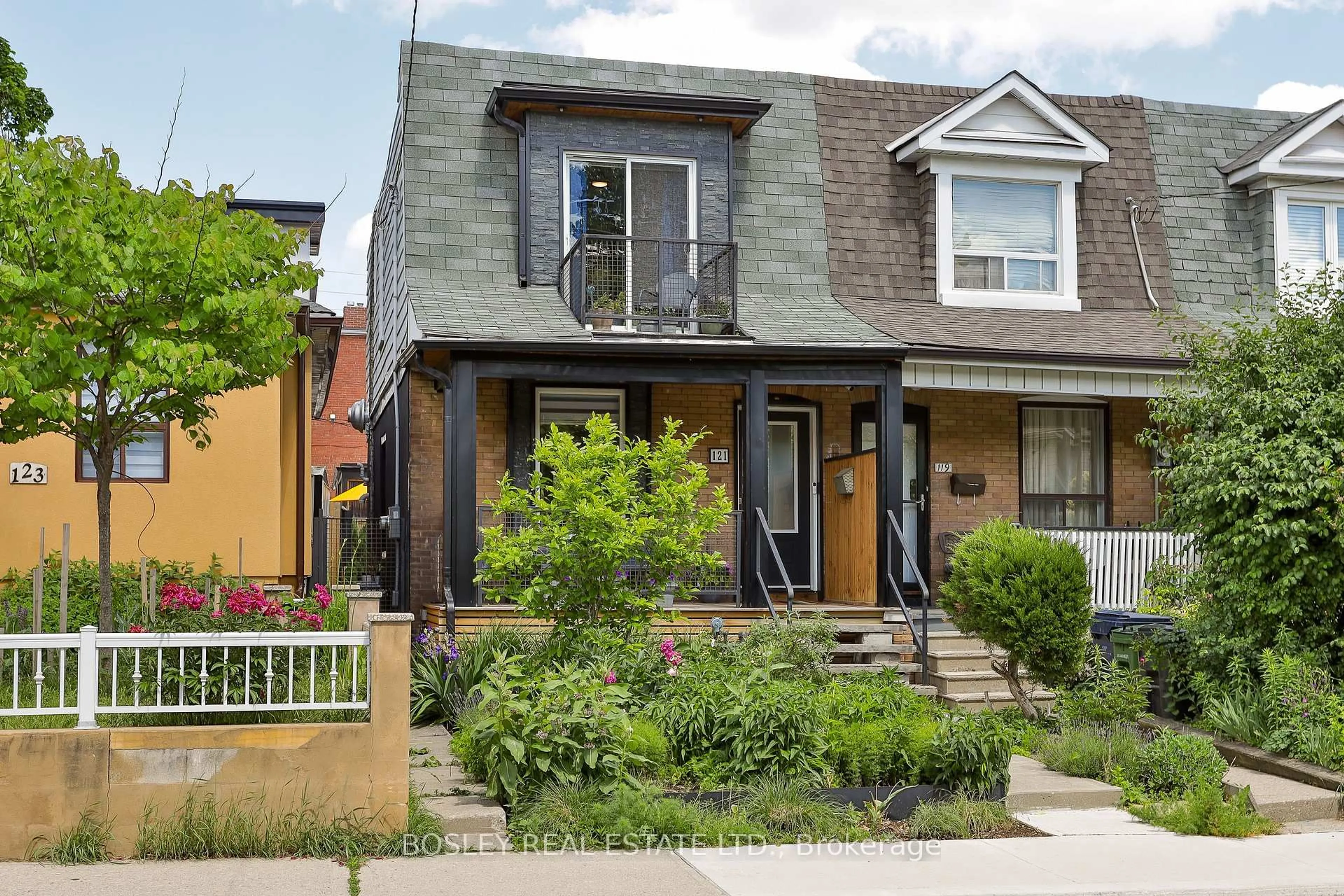 Home with brick exterior material, street for 121 Blackthorn Ave, Toronto Ontario M6N 3H4