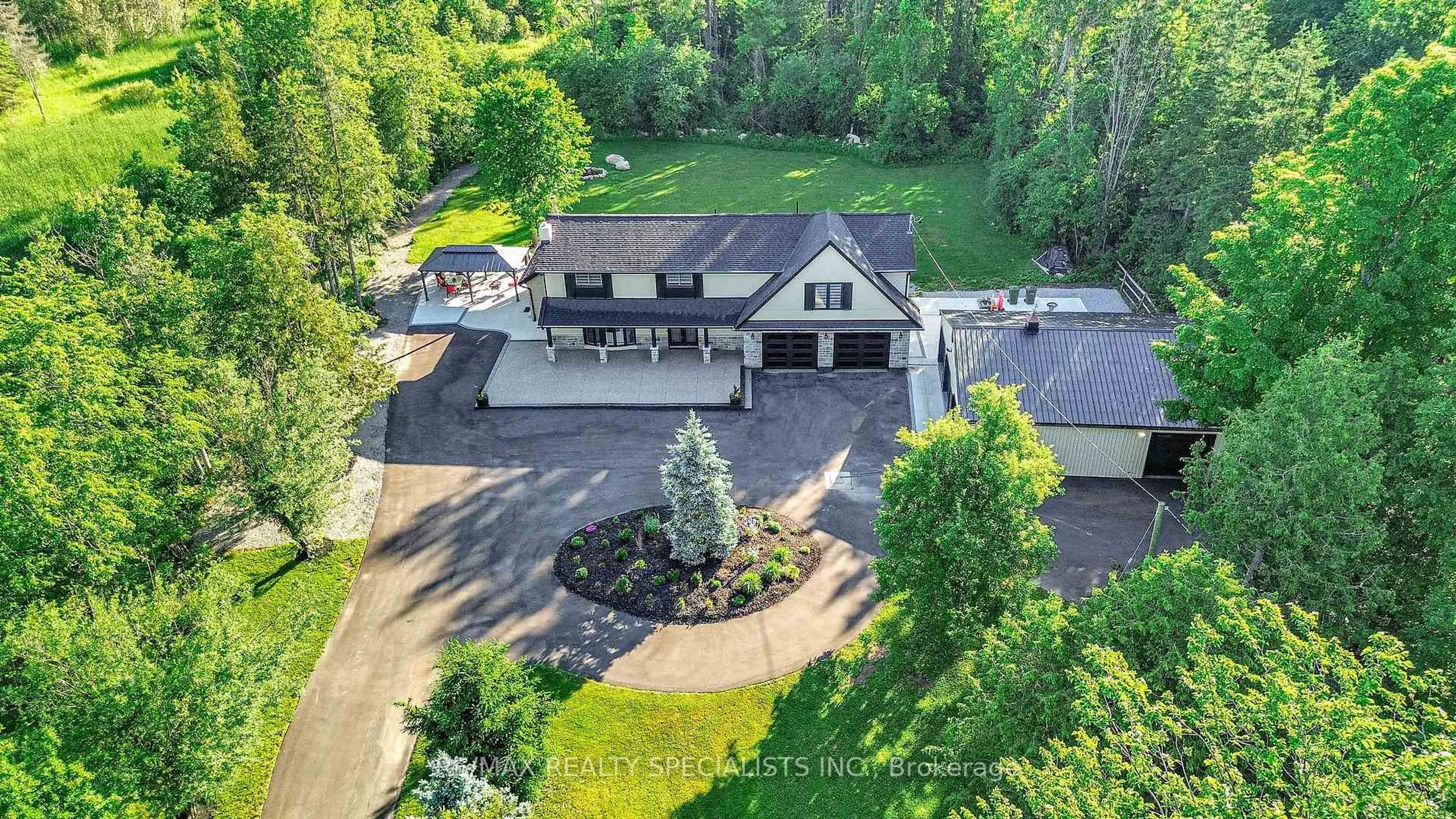 A pic from outside/outdoor area/front of a property/back of a property/a pic from drone, unknown for 14451 Winston Churchill Blvd, Caledon Ontario L7C 1S7