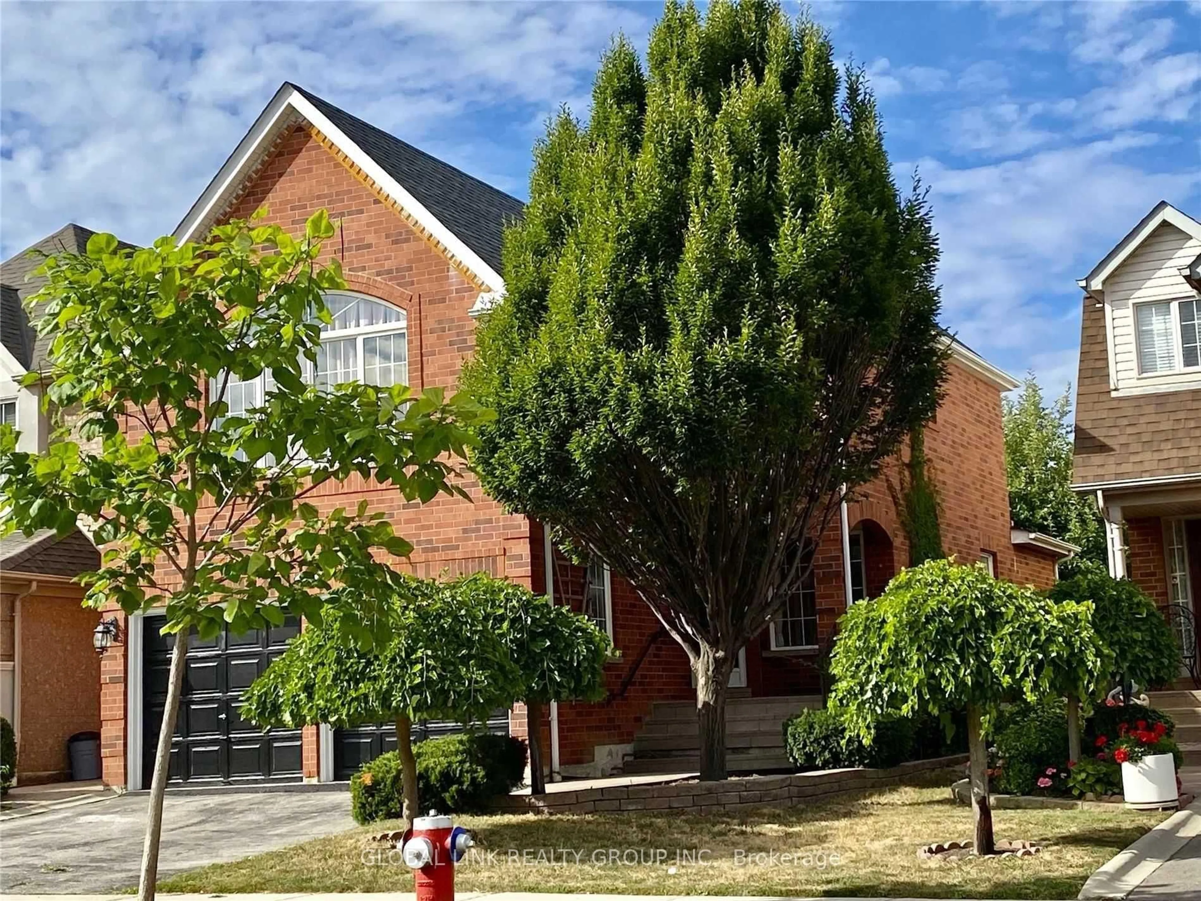 Home with brick exterior material, street for 5271 Russell View Rd, Mississauga Ontario L5M 5W1