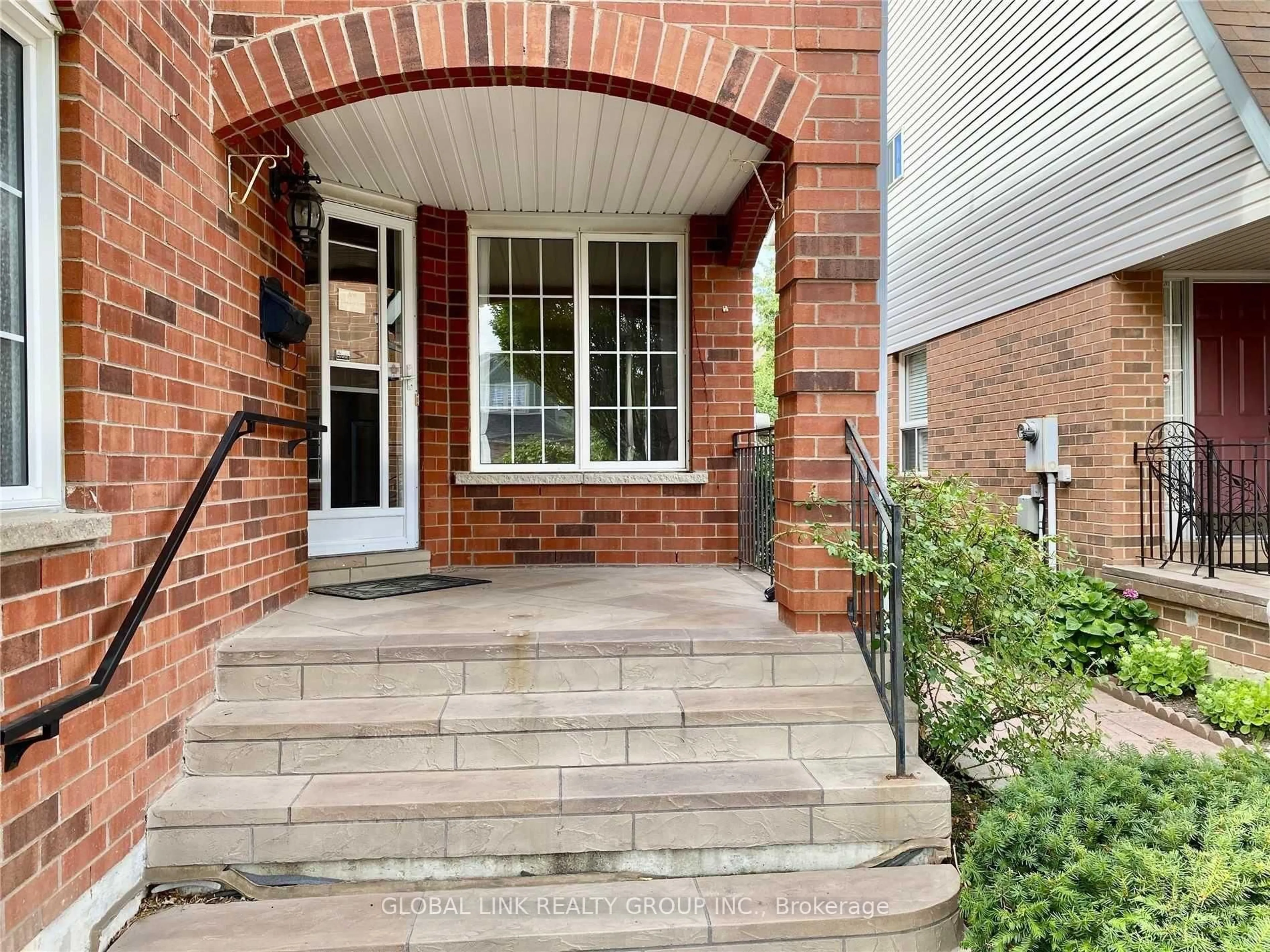 Unknown for 5271 Russell View Rd, Mississauga Ontario L5M 5W1