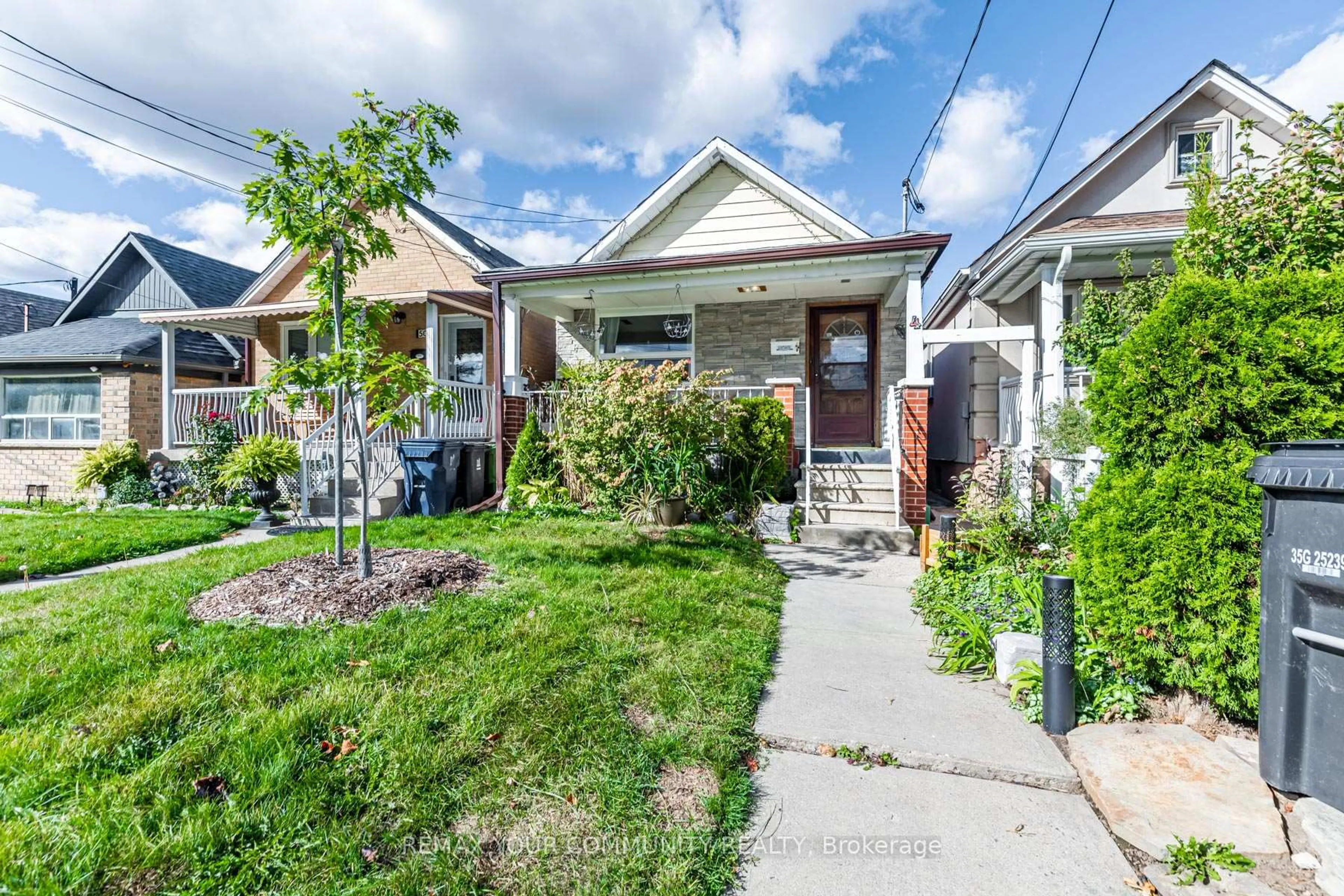 Unknown for 48 CAYUGA Ave, Toronto Ontario M6N 2G1