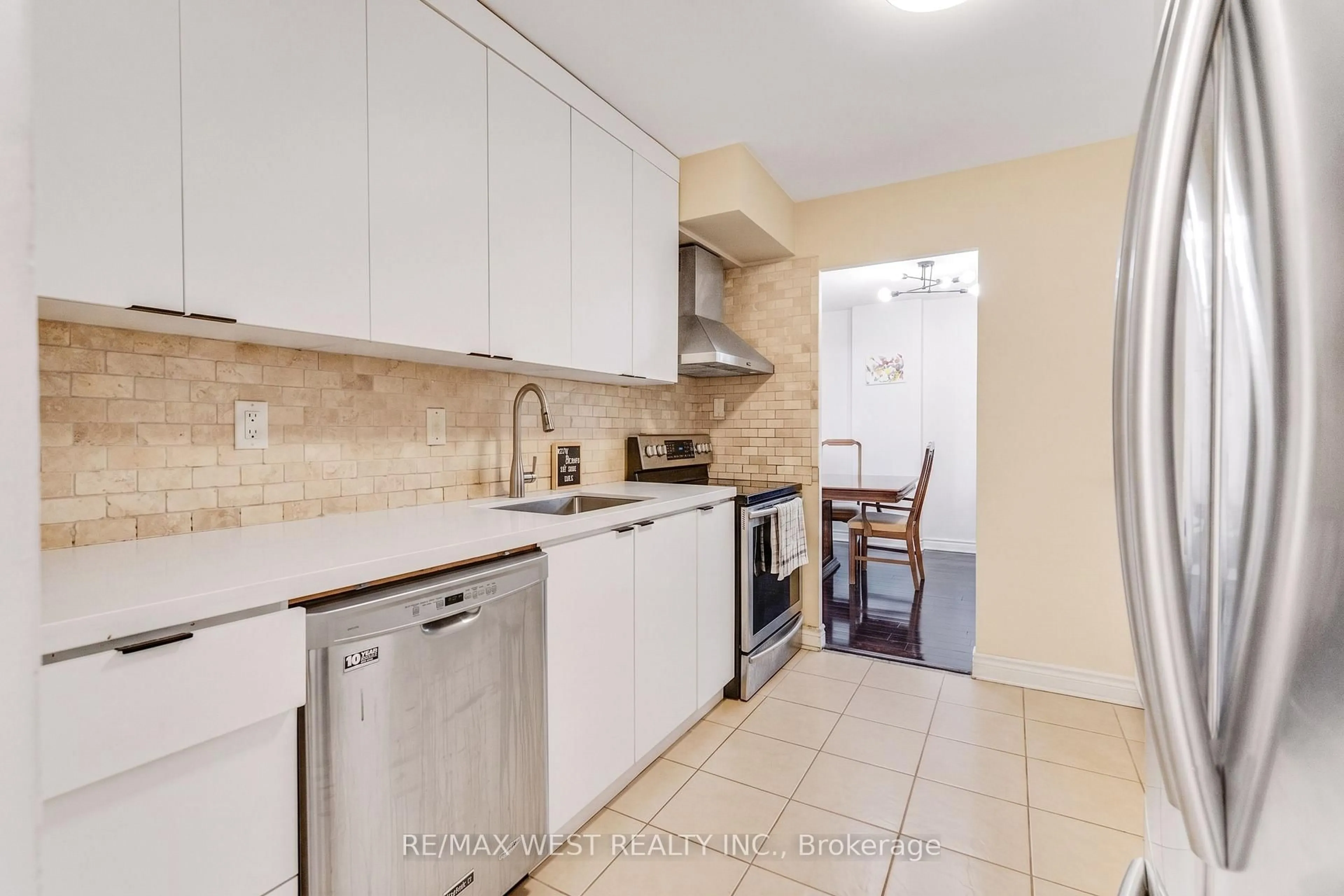 Standard kitchen, ceramic/tile floor for 11 Neilson Dr #603, Toronto Ontario M9C 1V4