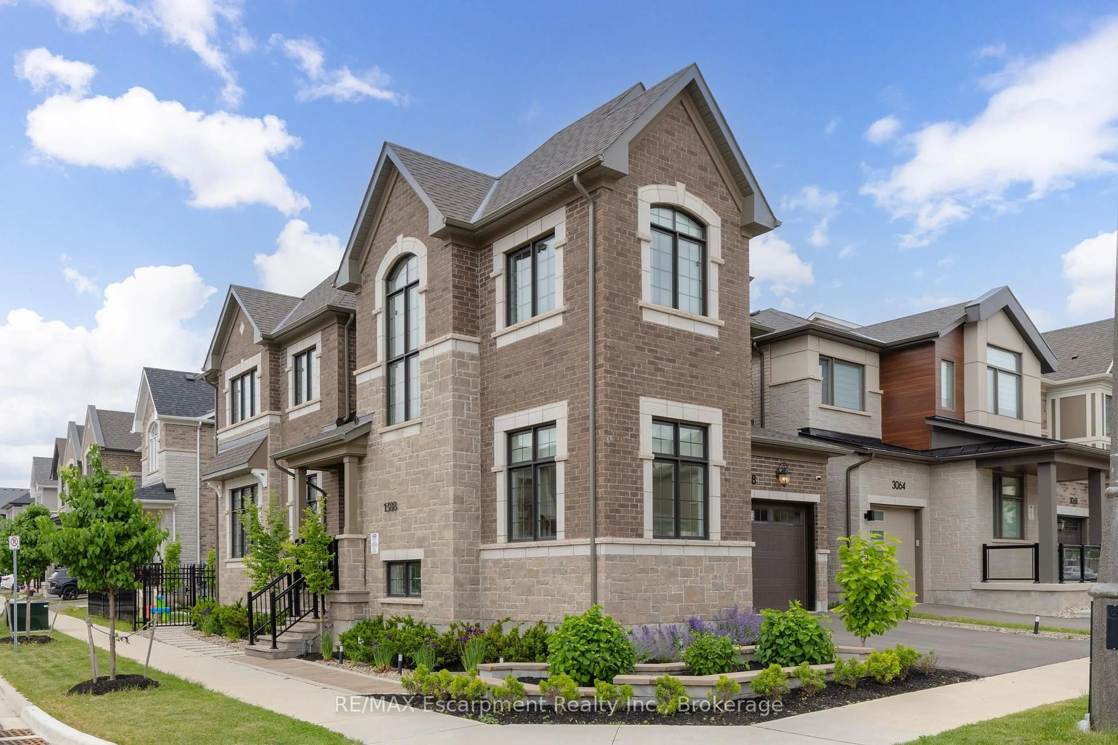 Home with brick exterior material, street for 1388 AYMOND Cres, Oakville Ontario L6H 7W9