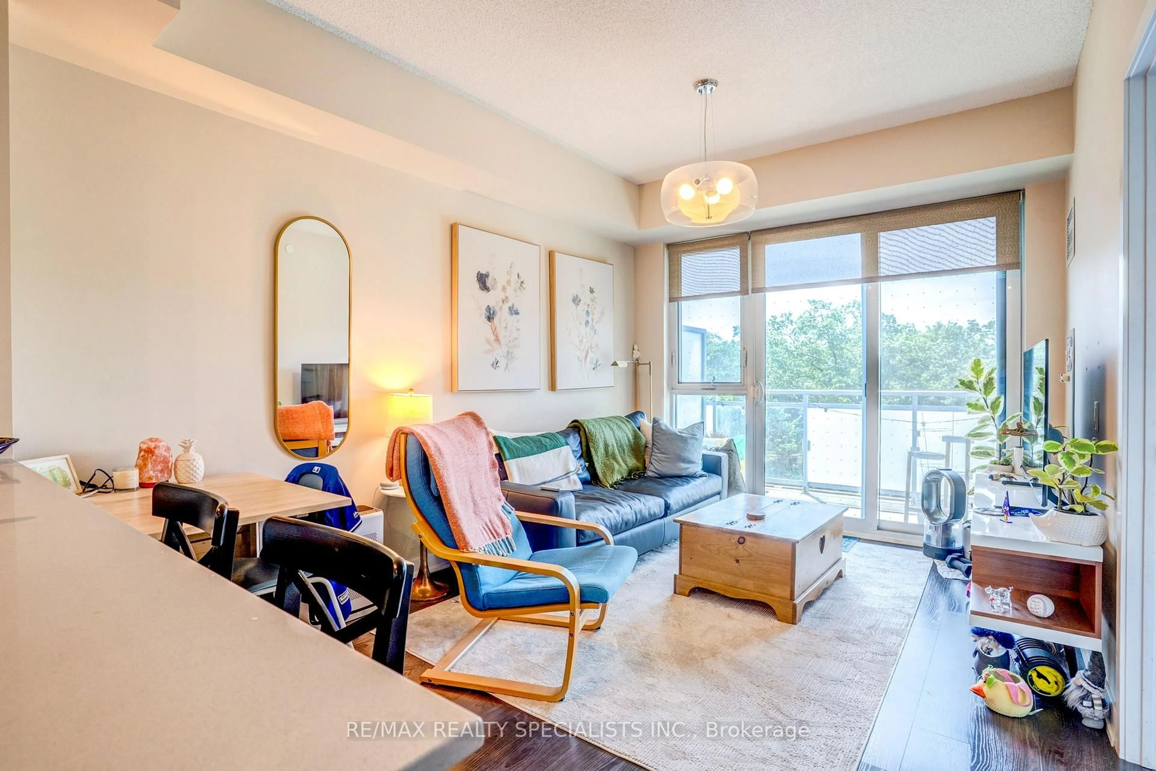 Living room with furniture, unknown for 1830 Bloor St #518, Toronto Ontario M6P 3K6