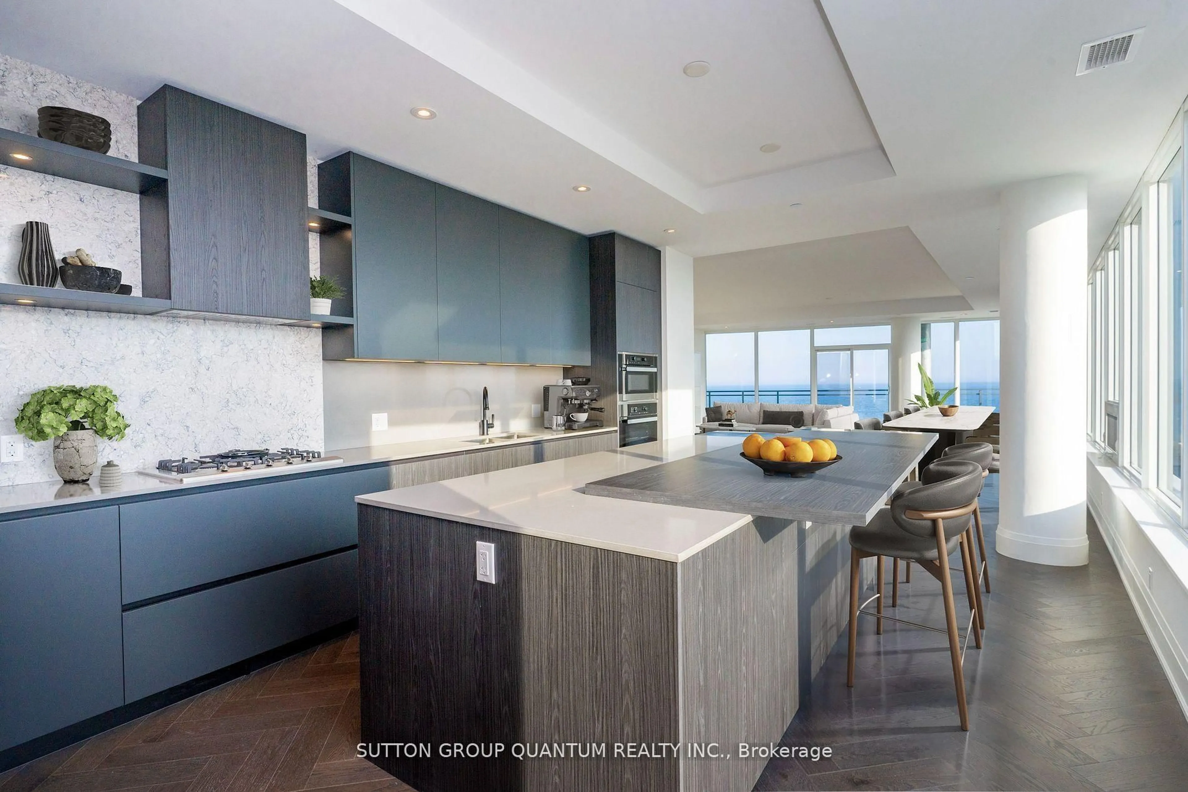 Contemporary kitchen, unknown for 55 PORT St #602, Mississauga Ontario L5G 4P3