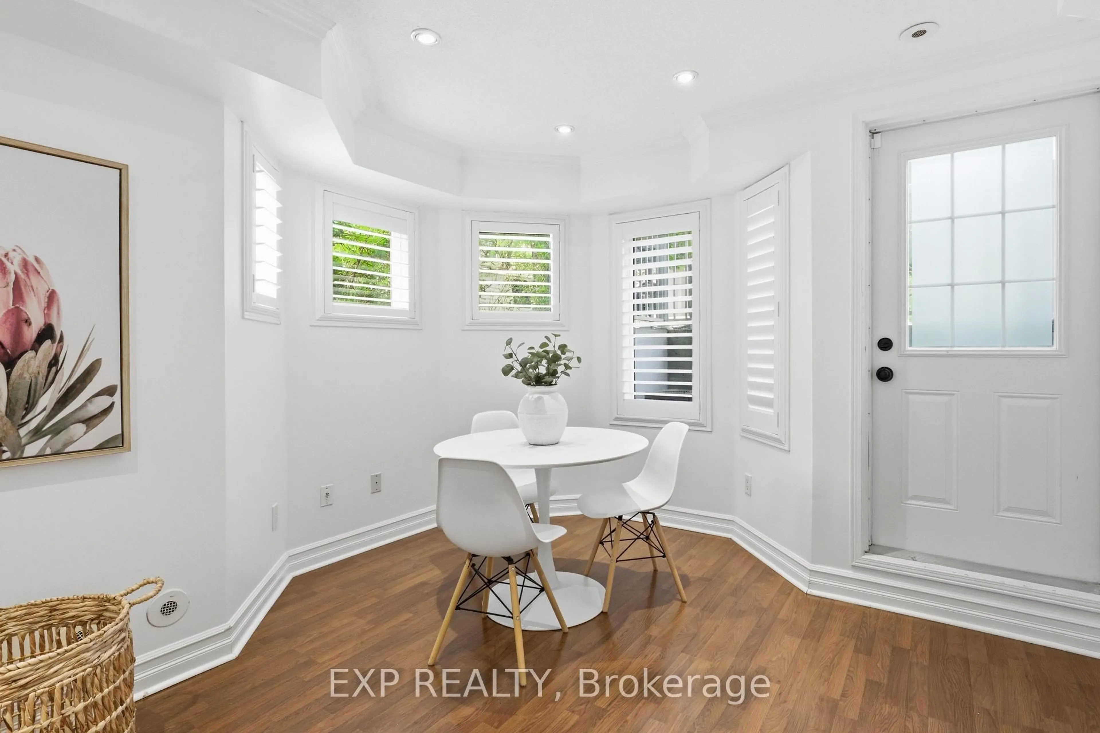 Dining room, ceramic/tile floor for 31 Foundry Ave #29, Toronto Ontario M6H 4K7