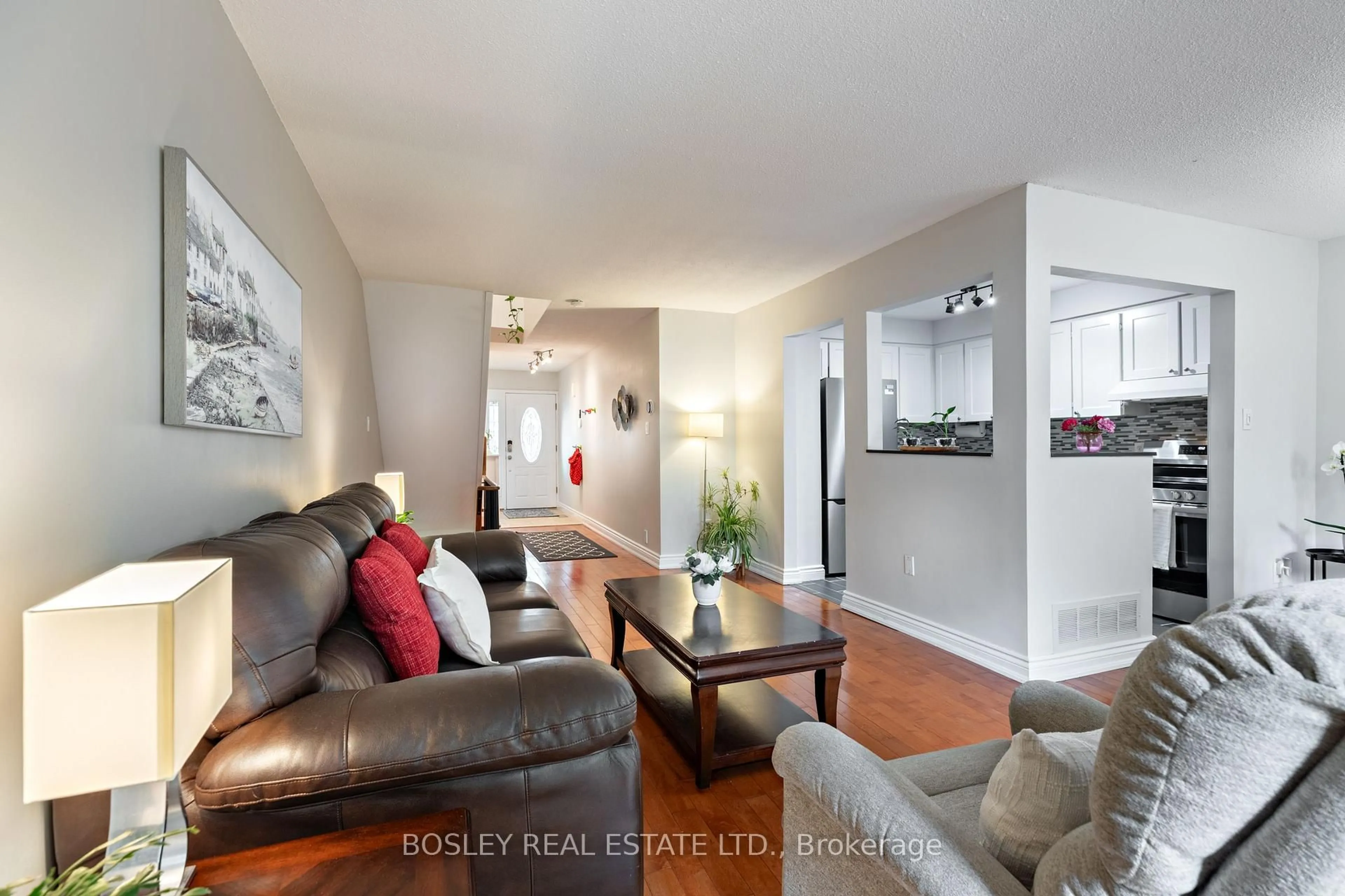 Living room with furniture, unknown for 6 Markburn Crt, Toronto Ontario M9C 4Z1