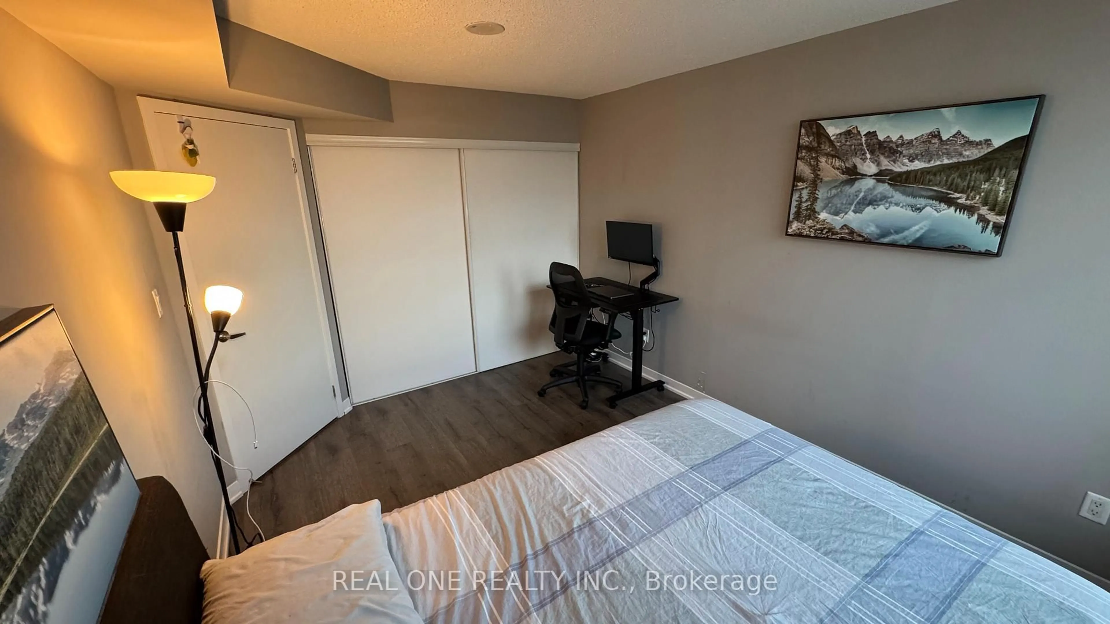 A pic of a room for 816 Lansdowne Ave #709, Toronto Ontario M6H 4K6
