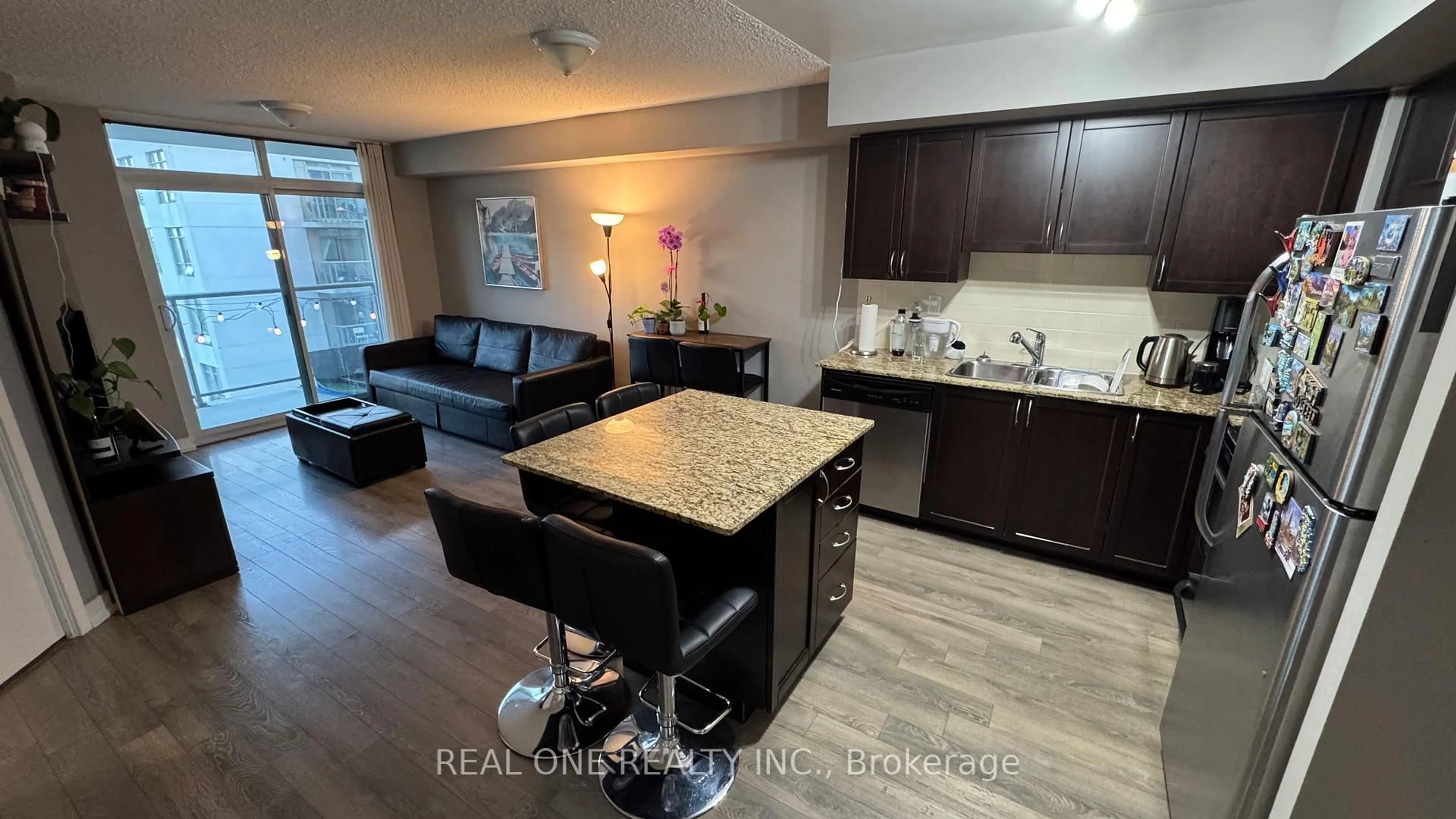 Open concept kitchen, unknown for 816 Lansdowne Ave #709, Toronto Ontario M6H 4K6