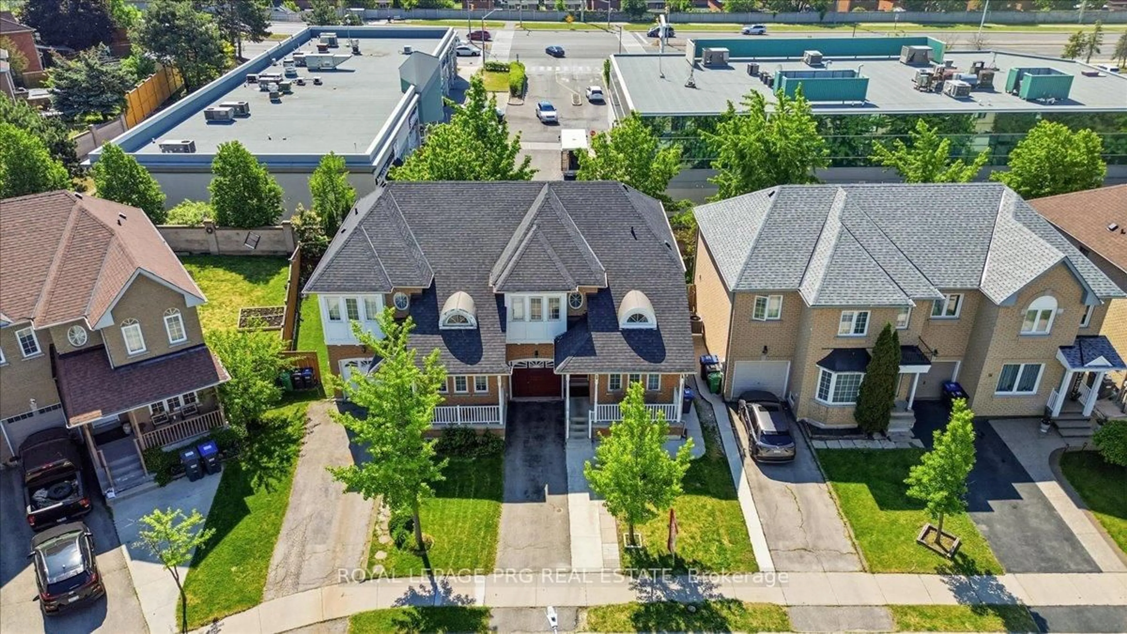 A pic from outside/outdoor area/front of a property/back of a property/a pic from drone, street for 65 Giraffe Ave, Brampton Ontario L6R 1Z1