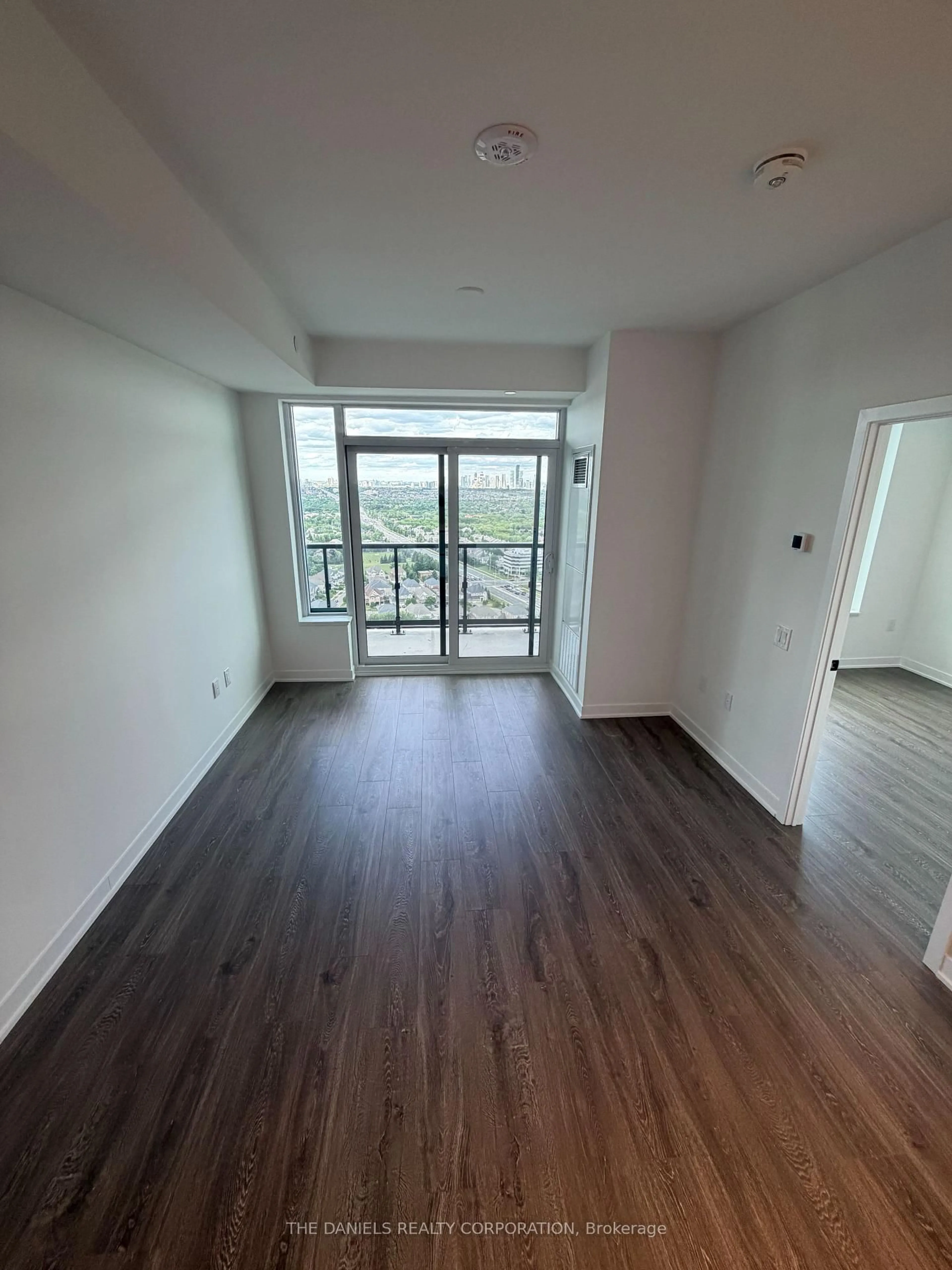 A pic of a room for 2495 Eglinton Ave #2602, Mississauga Ontario L5M 2T2
