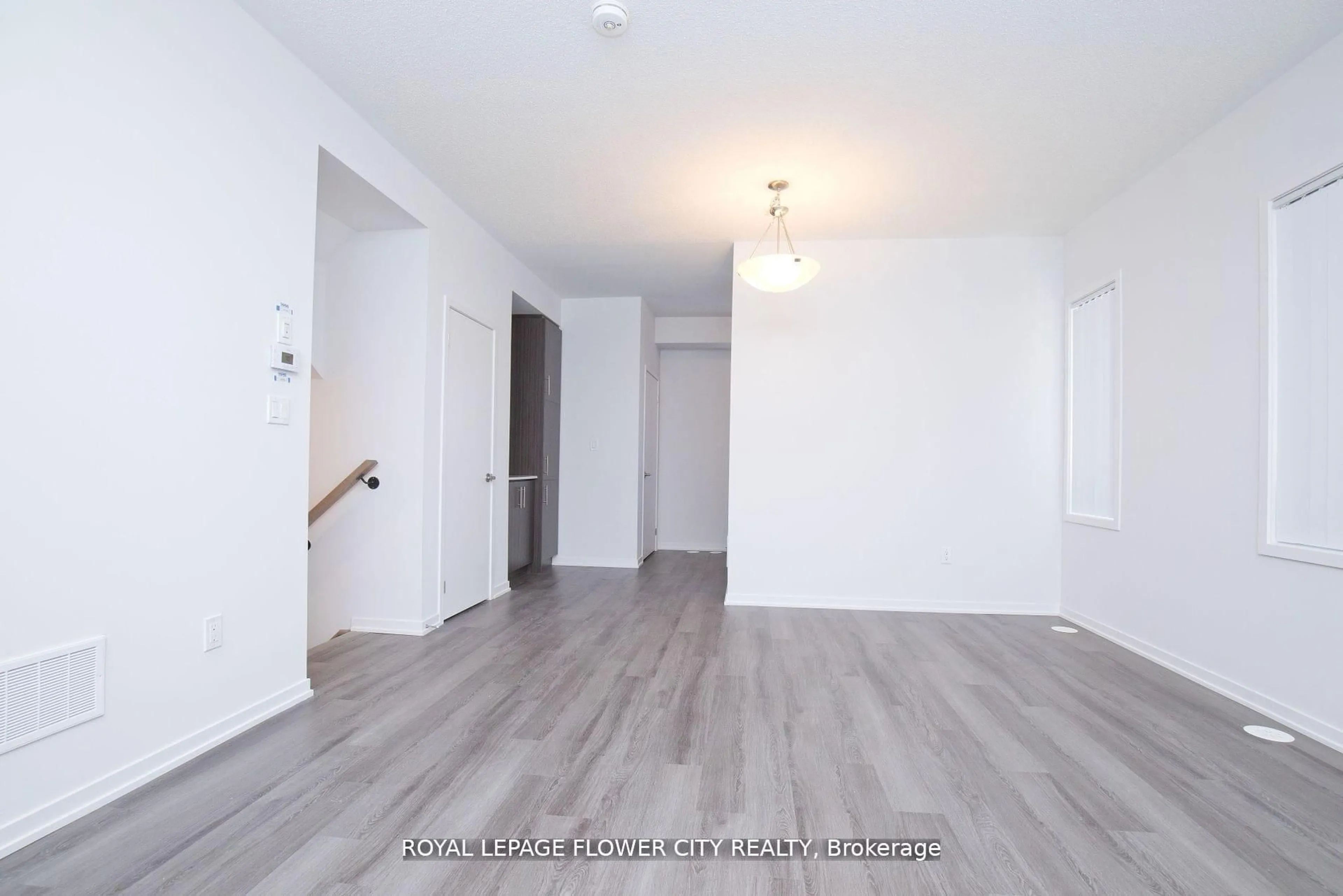Unknown for 225 Birmingham St #160, Toronto Ontario M8V 2C8