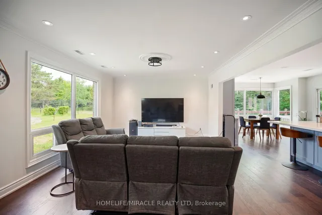 19 Tanglewood Dr, Caledon 3