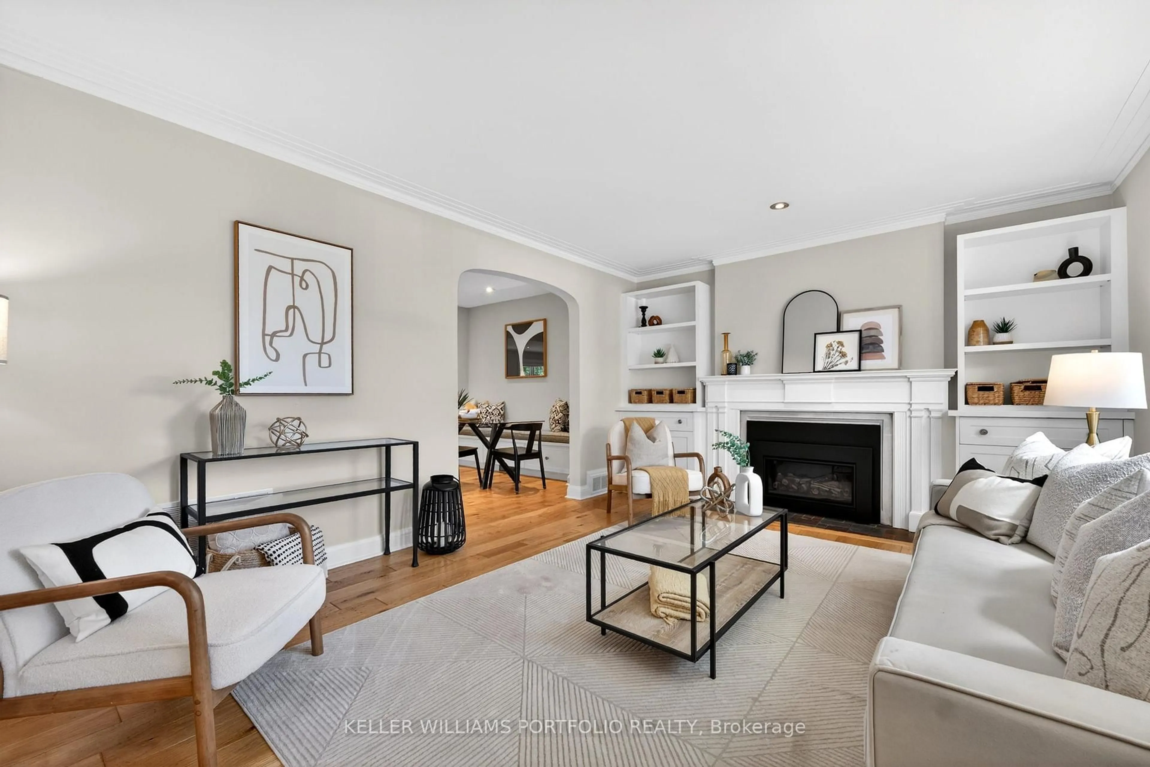 Living room with furniture, unknown for 12 Glenaden Ave, Toronto Ontario M8Y 2L3