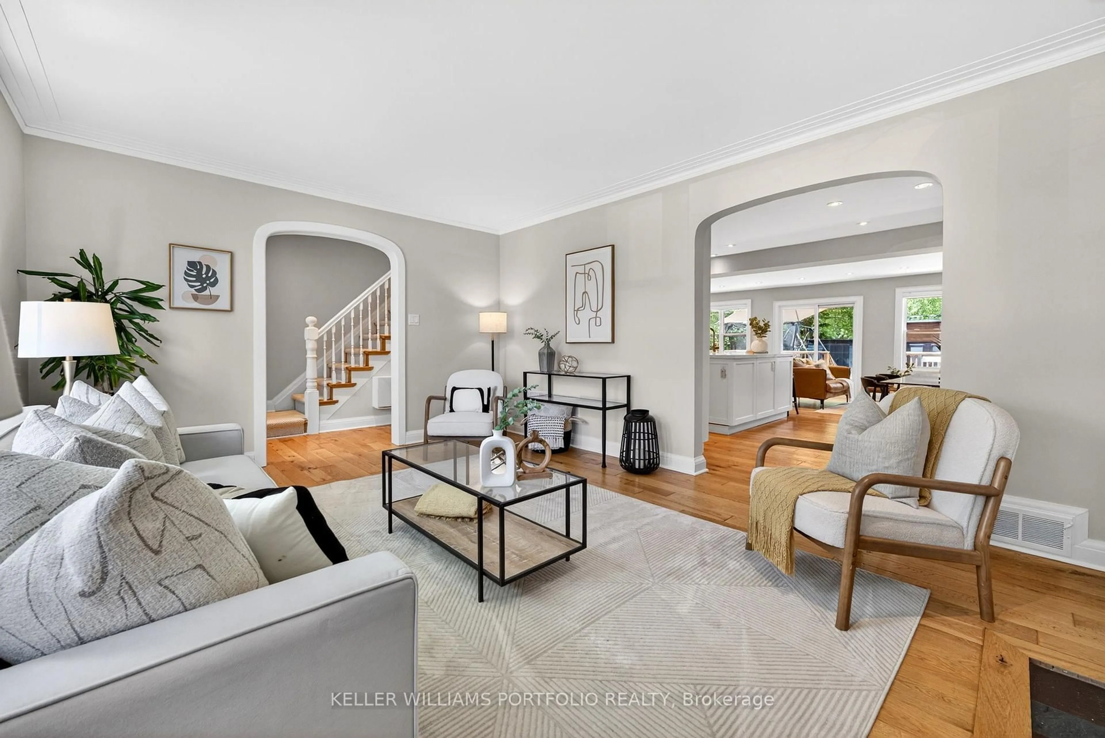 Living room with furniture, unknown for 12 Glenaden Ave, Toronto Ontario M8Y 2L3