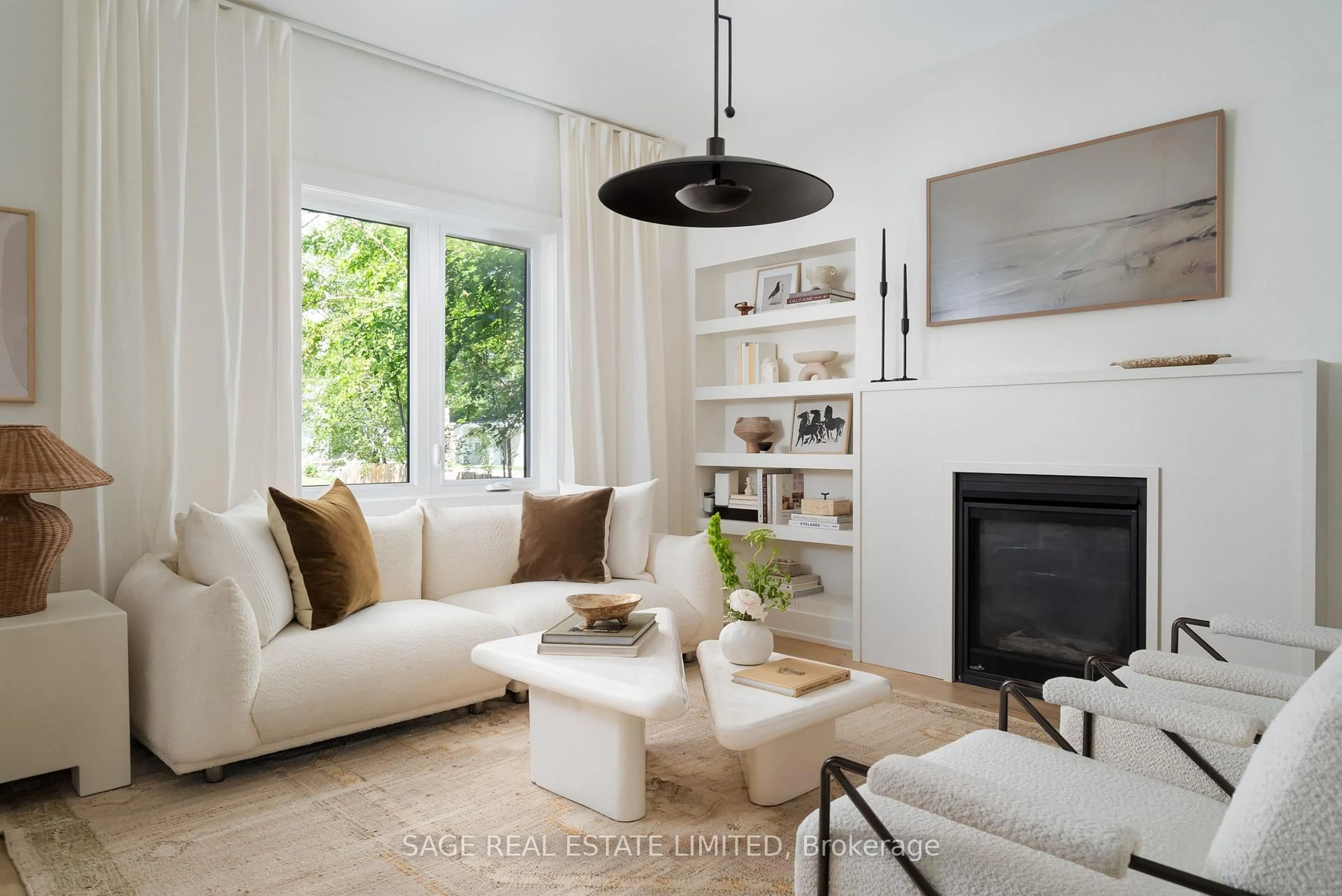 Living room with furniture, unknown for 51 Mountview Ave, Toronto Ontario M6P 2L5