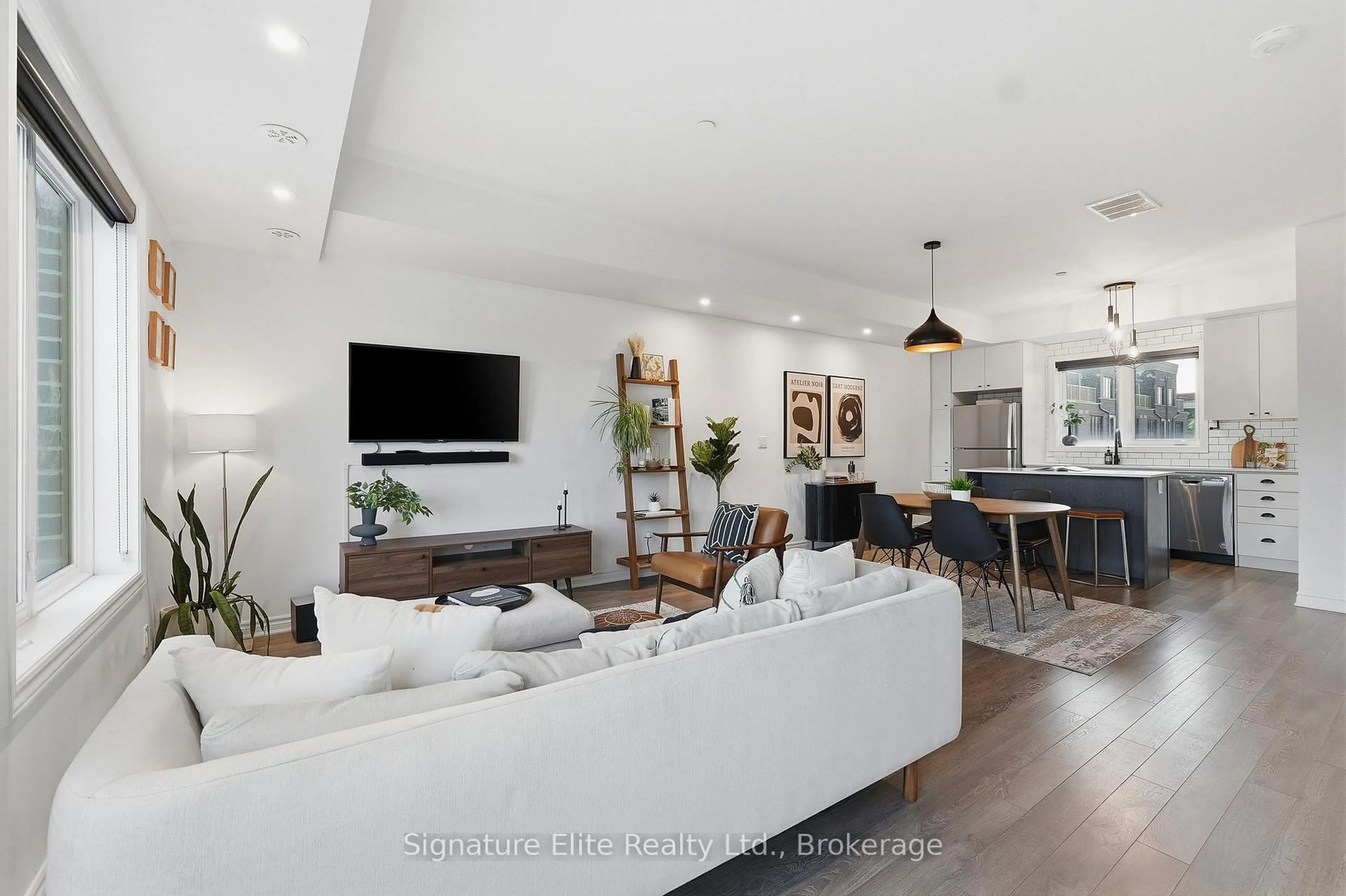 Unknown for 3580 Lake Shore Blvd #11, Toronto Ontario M8W 0C2