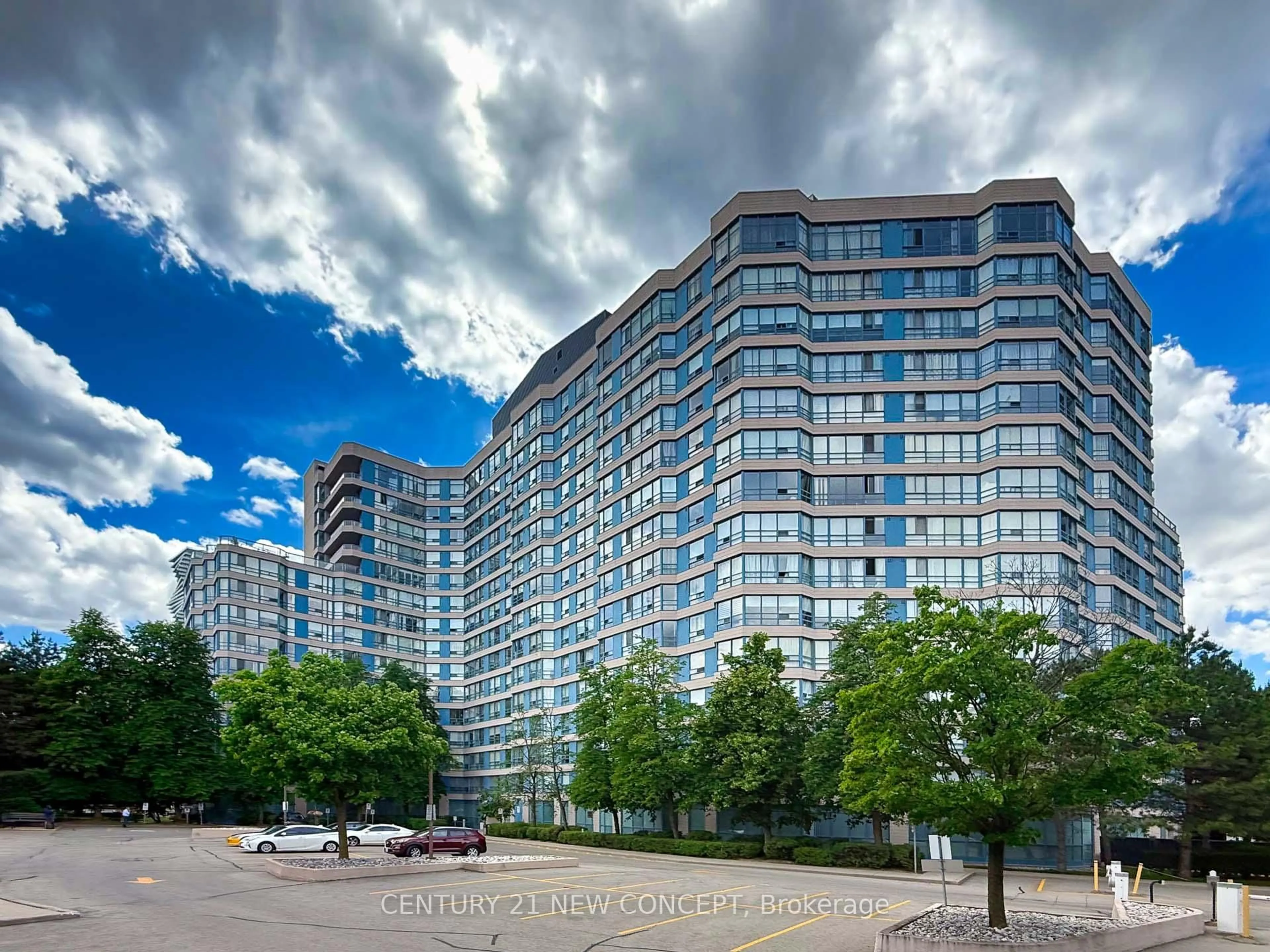 Unknown for 250 Webb Dr #604, Mississauga Ontario L5B 3Z4