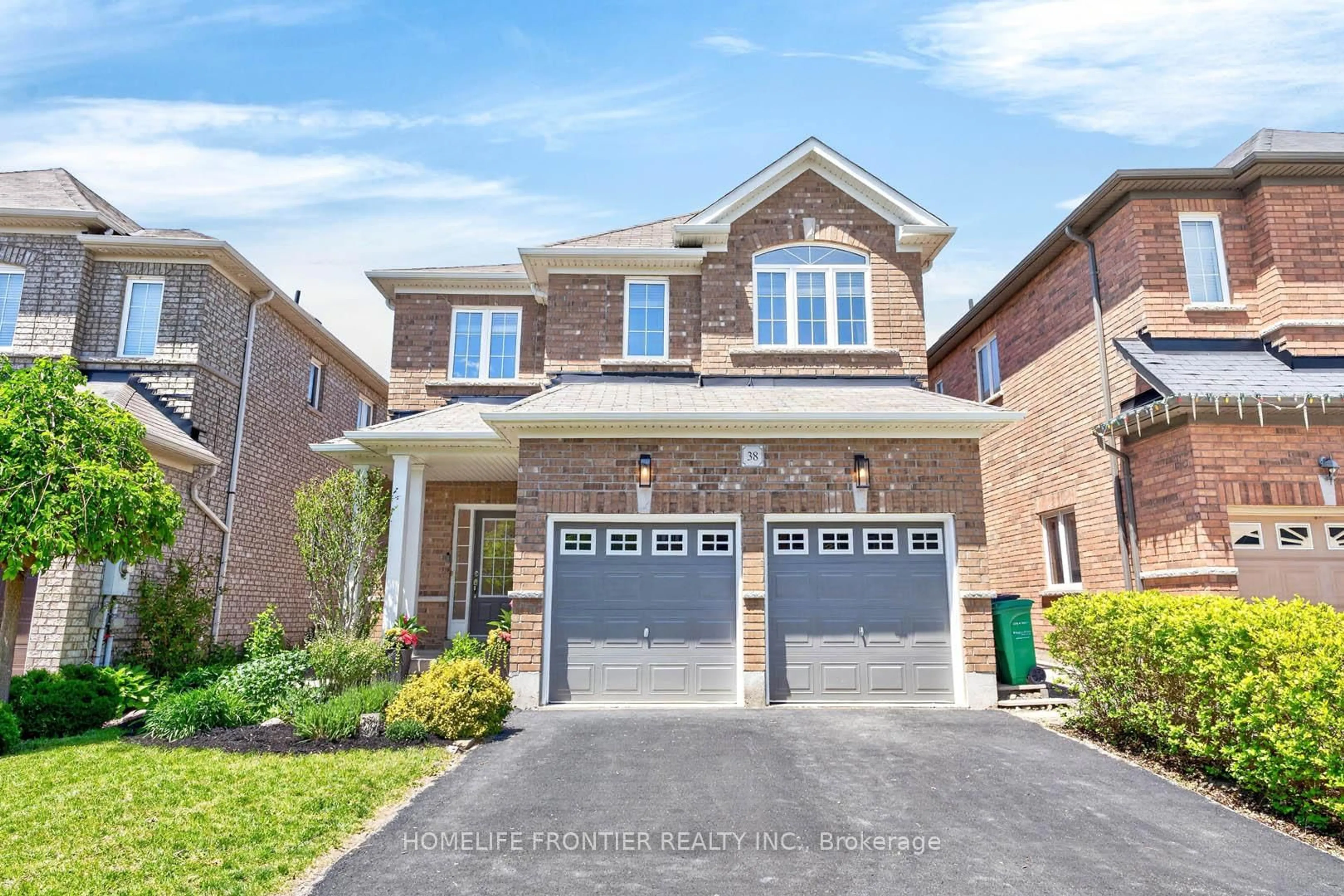Home with brick exterior material, street for 38 Templeton Crt, Brampton Ontario L6P 3B2