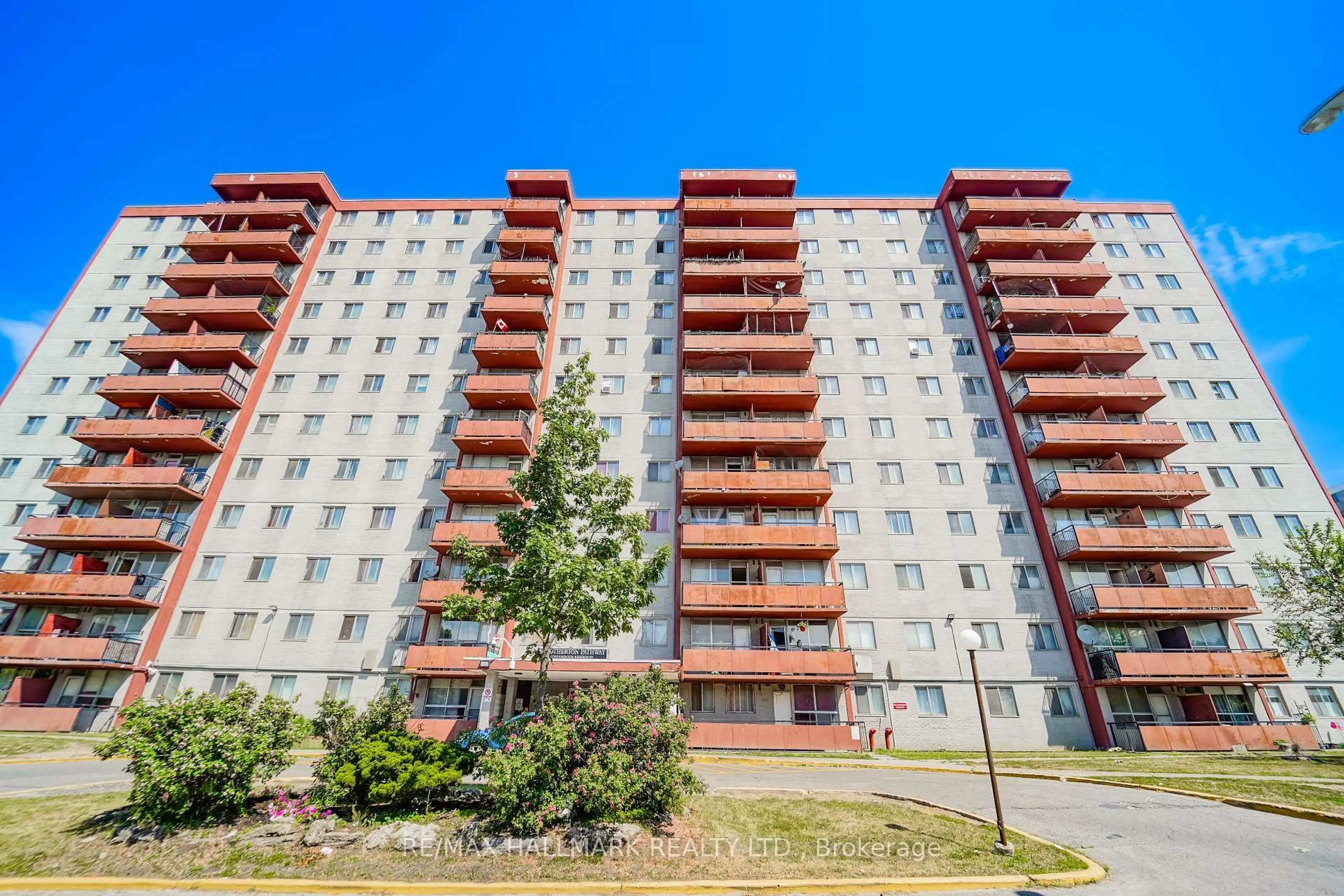 Unknown for 50 Lotherton Ptwy #411, Toronto Ontario M6B 2G7