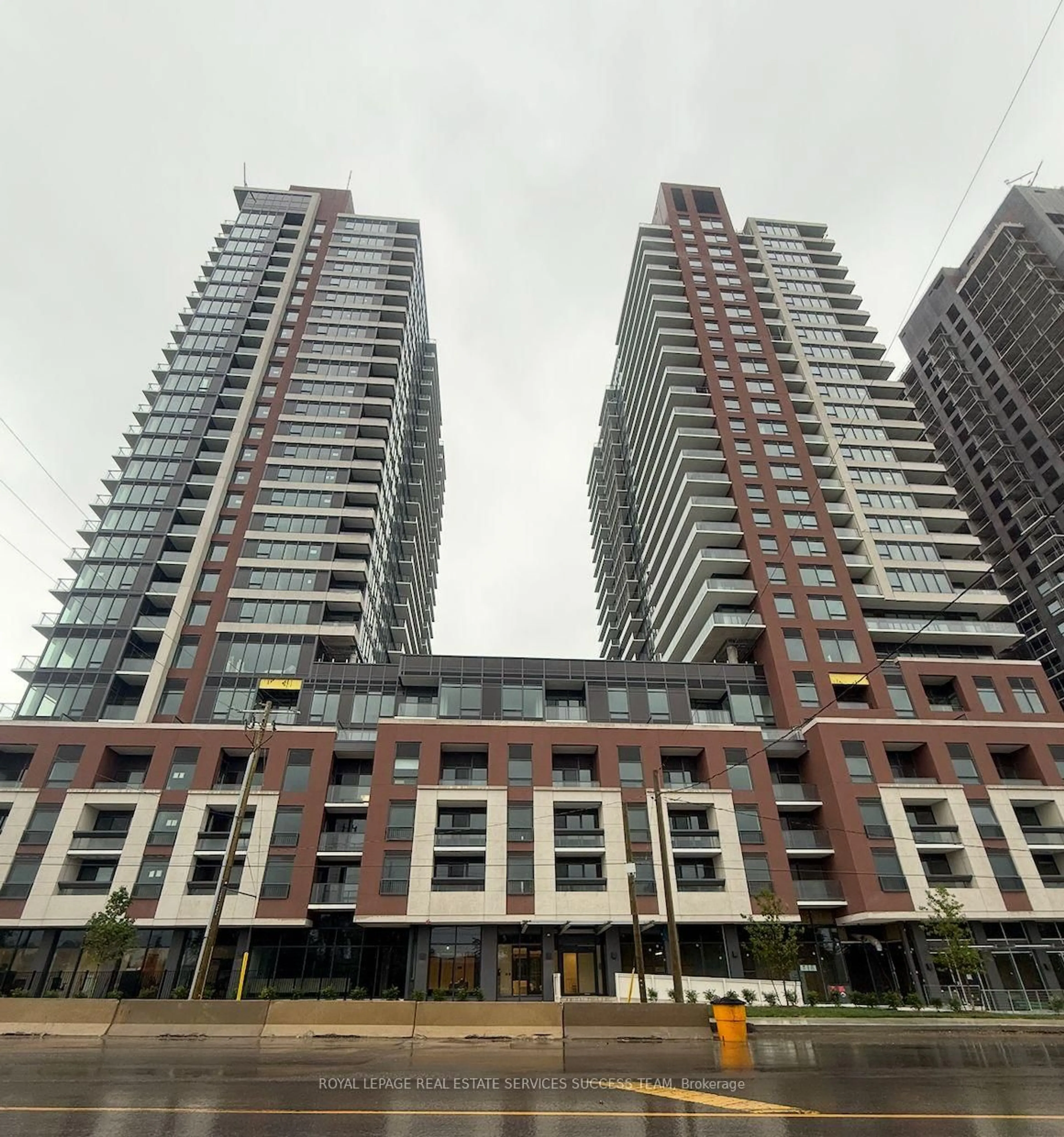 Unknown for 4000 eglinton Ave #500, Toronto Ontario M9P 1A6