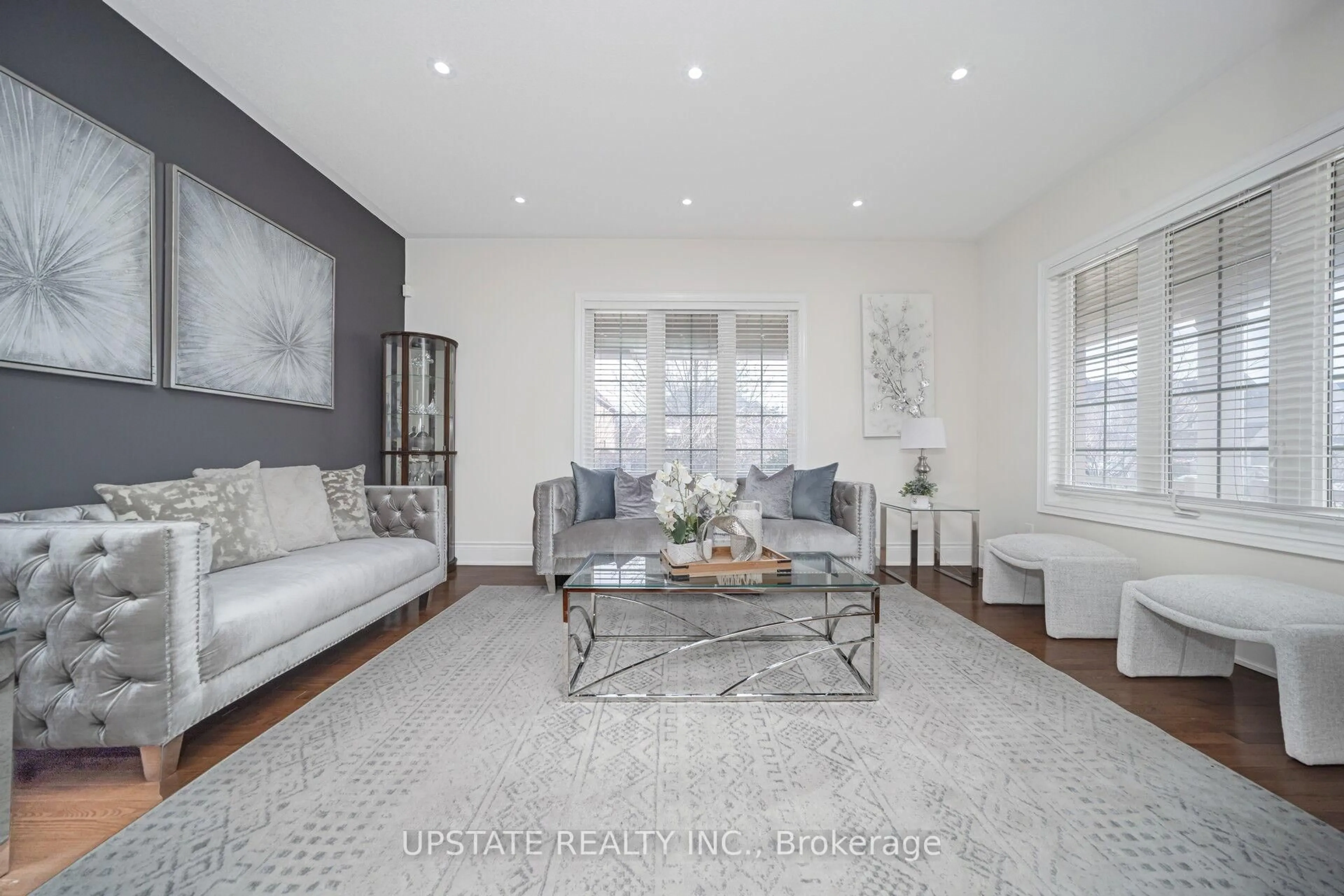 Living room with furniture, unknown for 2 Beachville Circ, Brampton Ontario L6X 0V4