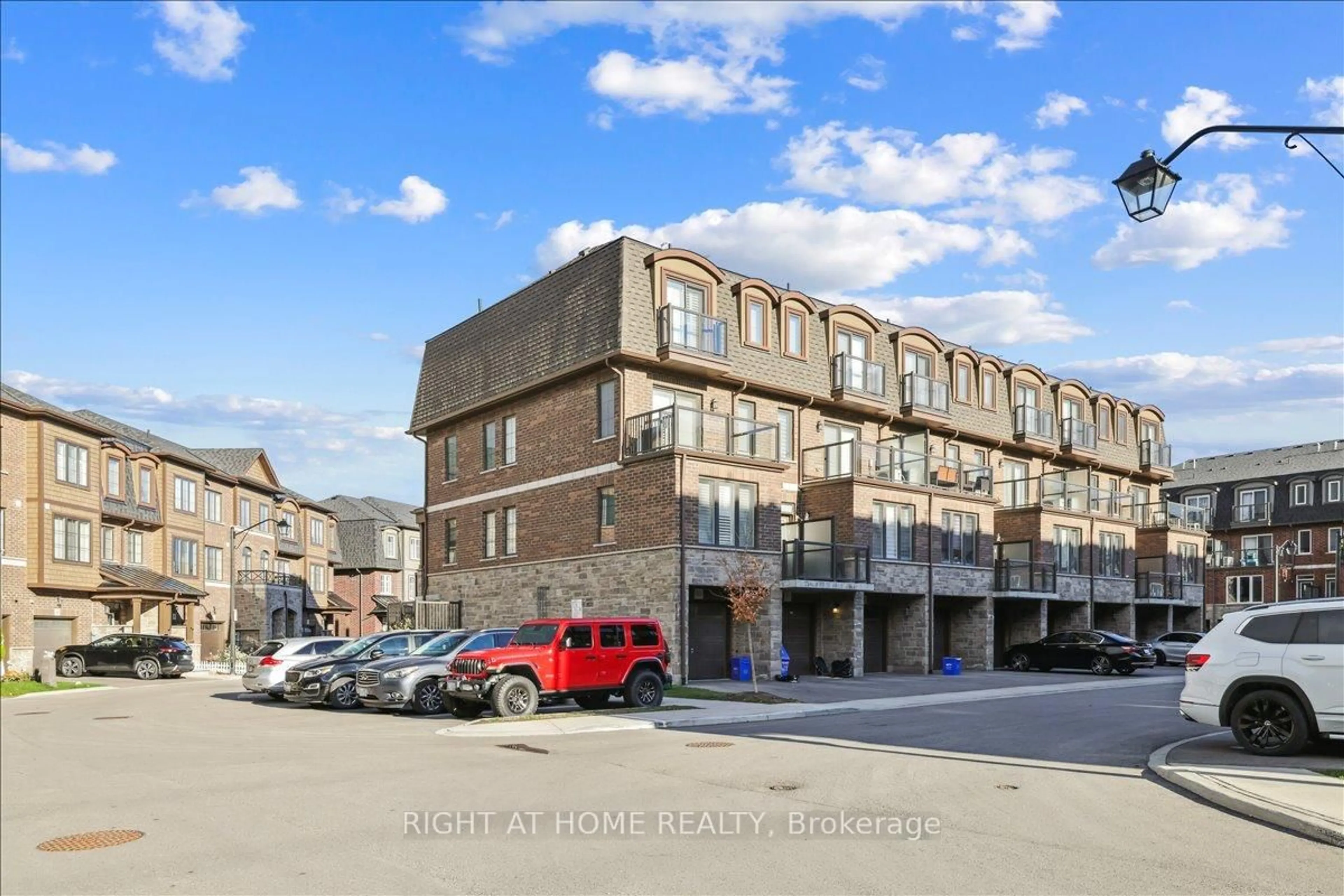Parking for 445 Ontario St #93, Milton Ontario L9T 2N2