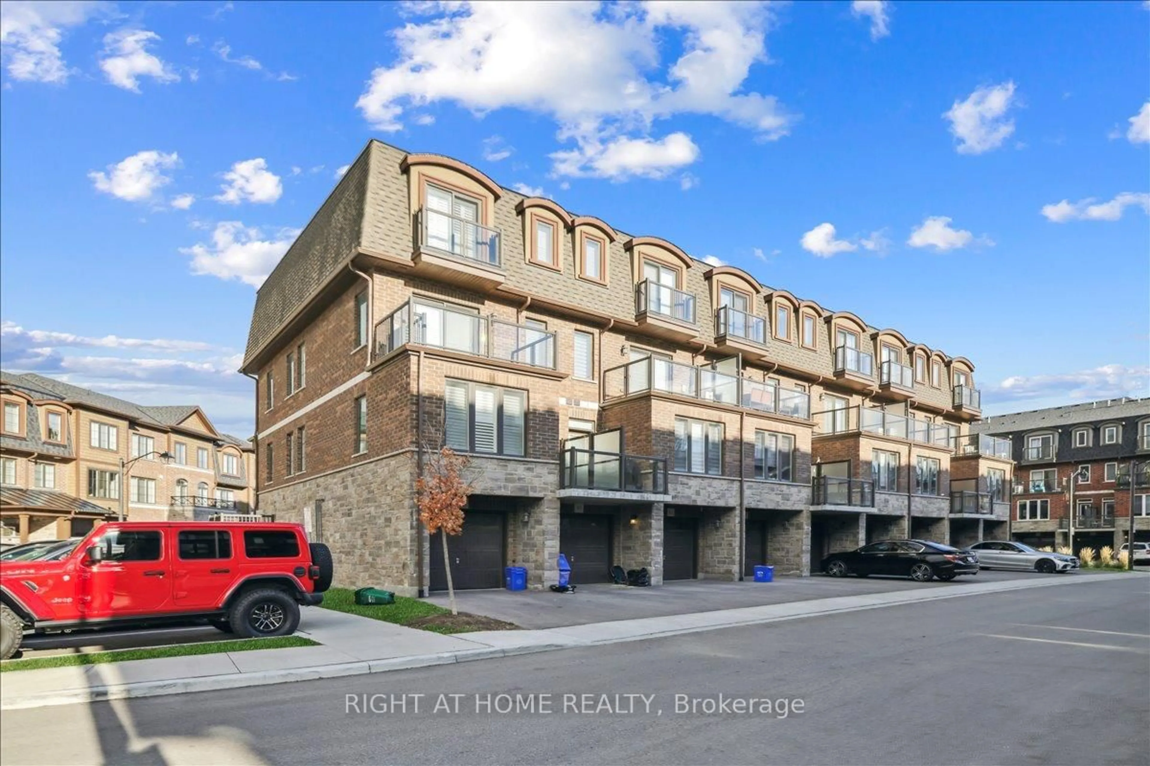 Unknown for 445 Ontario St #93, Milton Ontario L9T 2N2