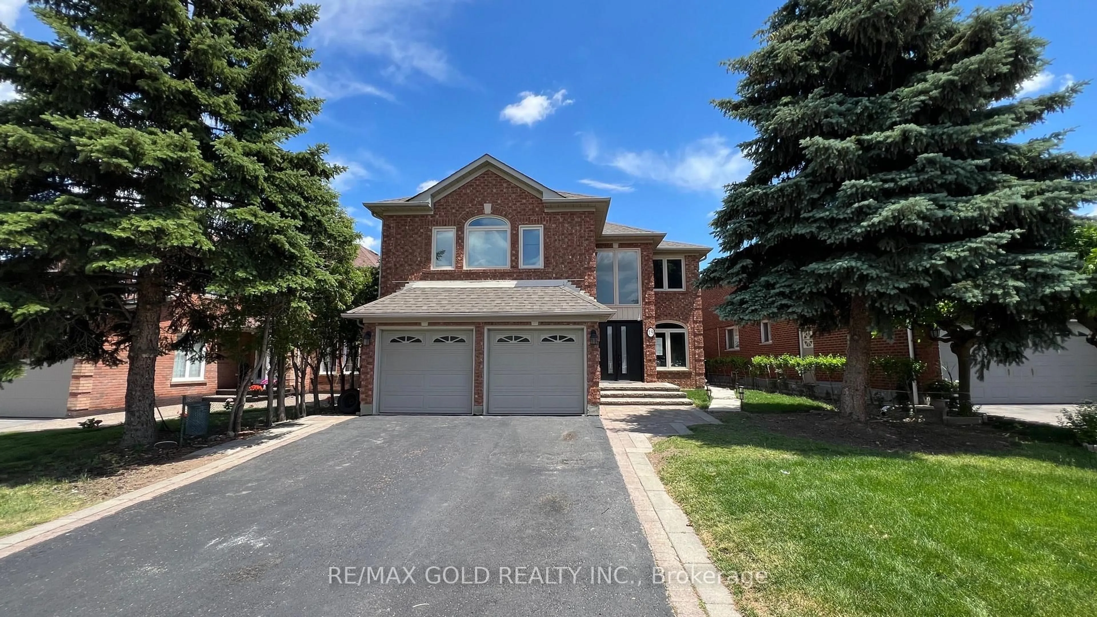 Home with brick exterior material, street for 19 Eagleridge Dr, Brampton Ontario L6R 1G6