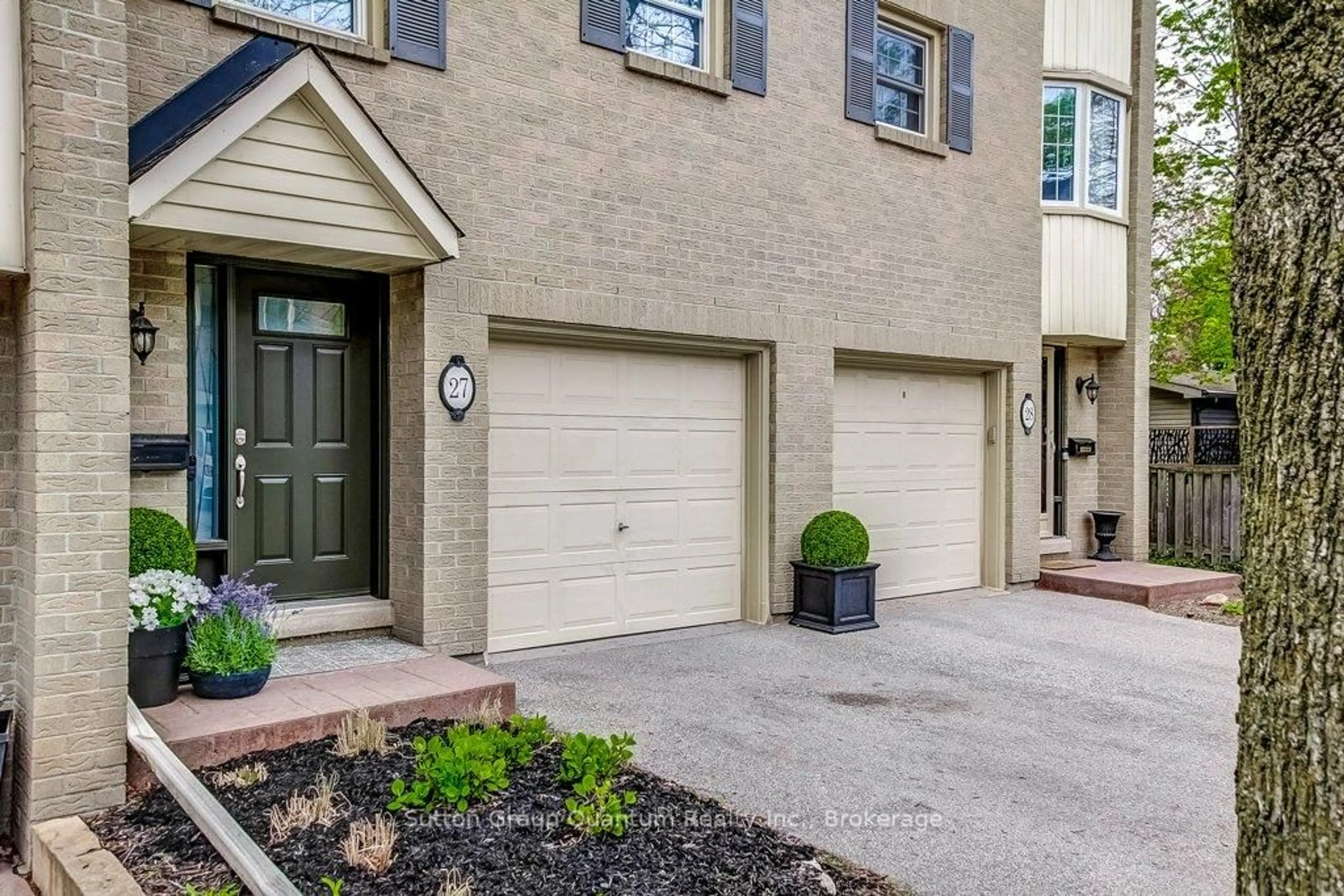 Home with brick exterior material, street for 1357 Ontario St #27, Burlington Ontario L7S 1E9
