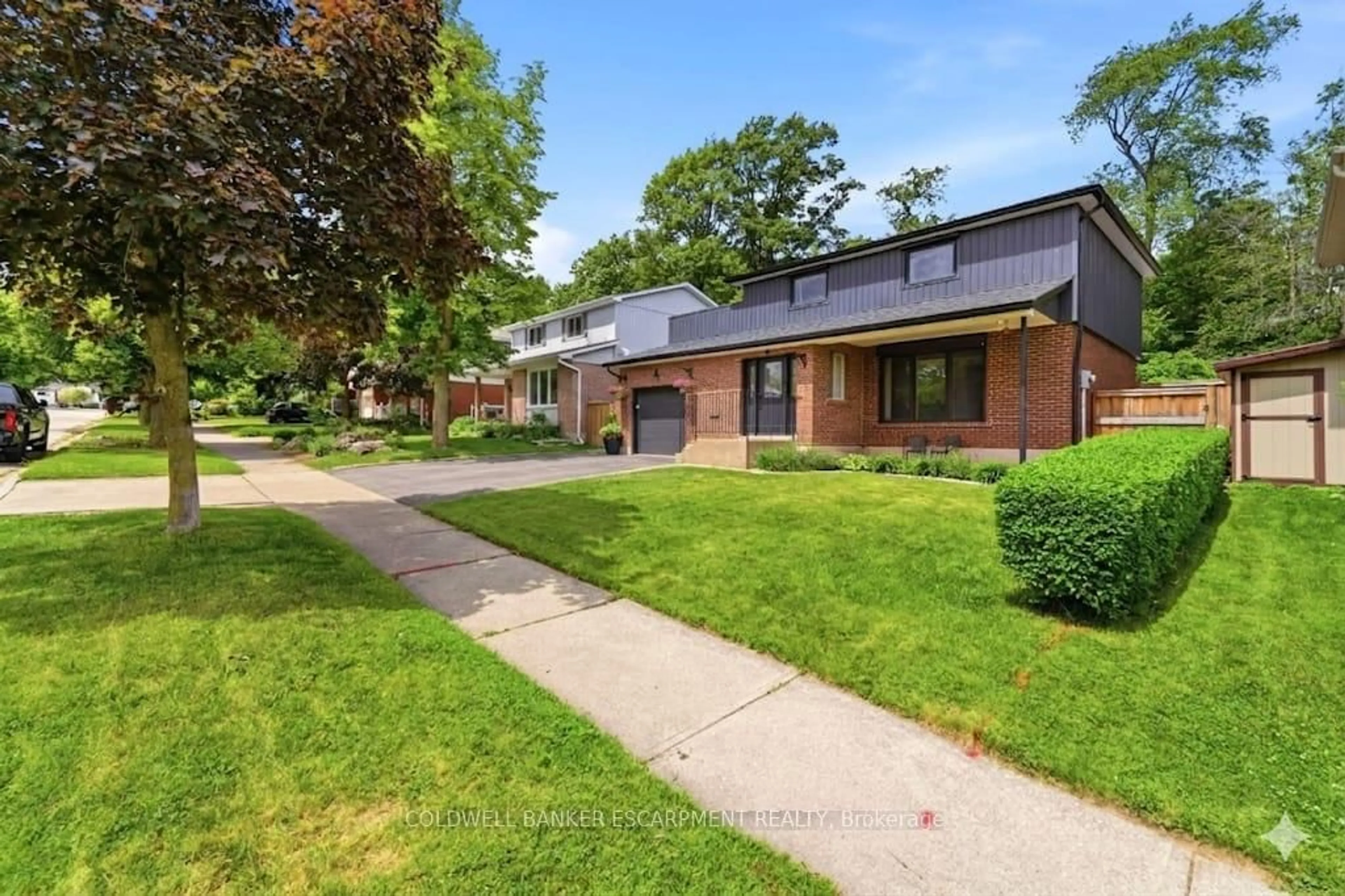 Home with brick exterior material, street for 257 Kingham Rd, Halton Hills Ontario L7J 2T3
