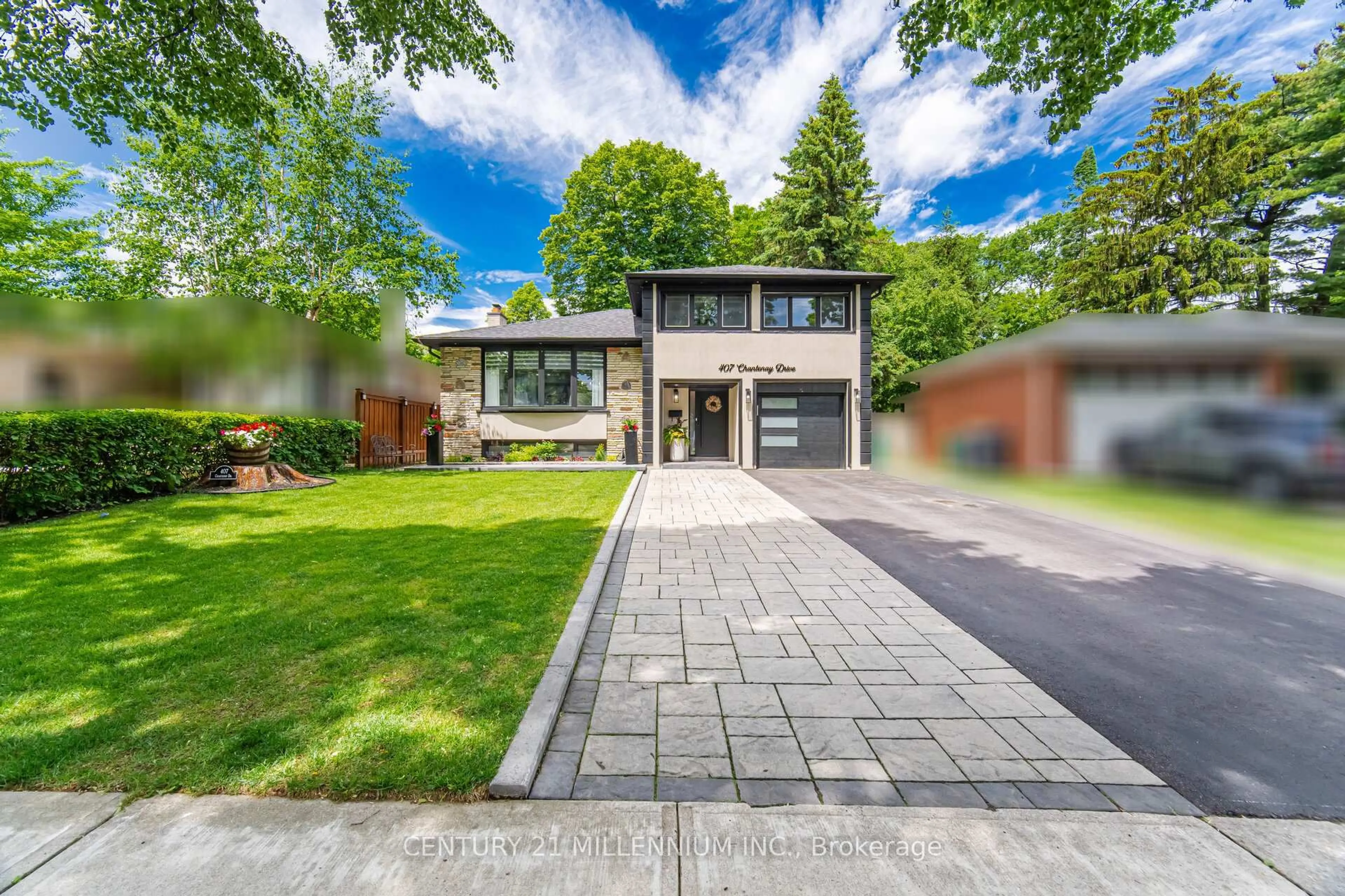 Home with brick exterior material, street for 407 Chantenay Dr, Mississauga Ontario L5A 1E9