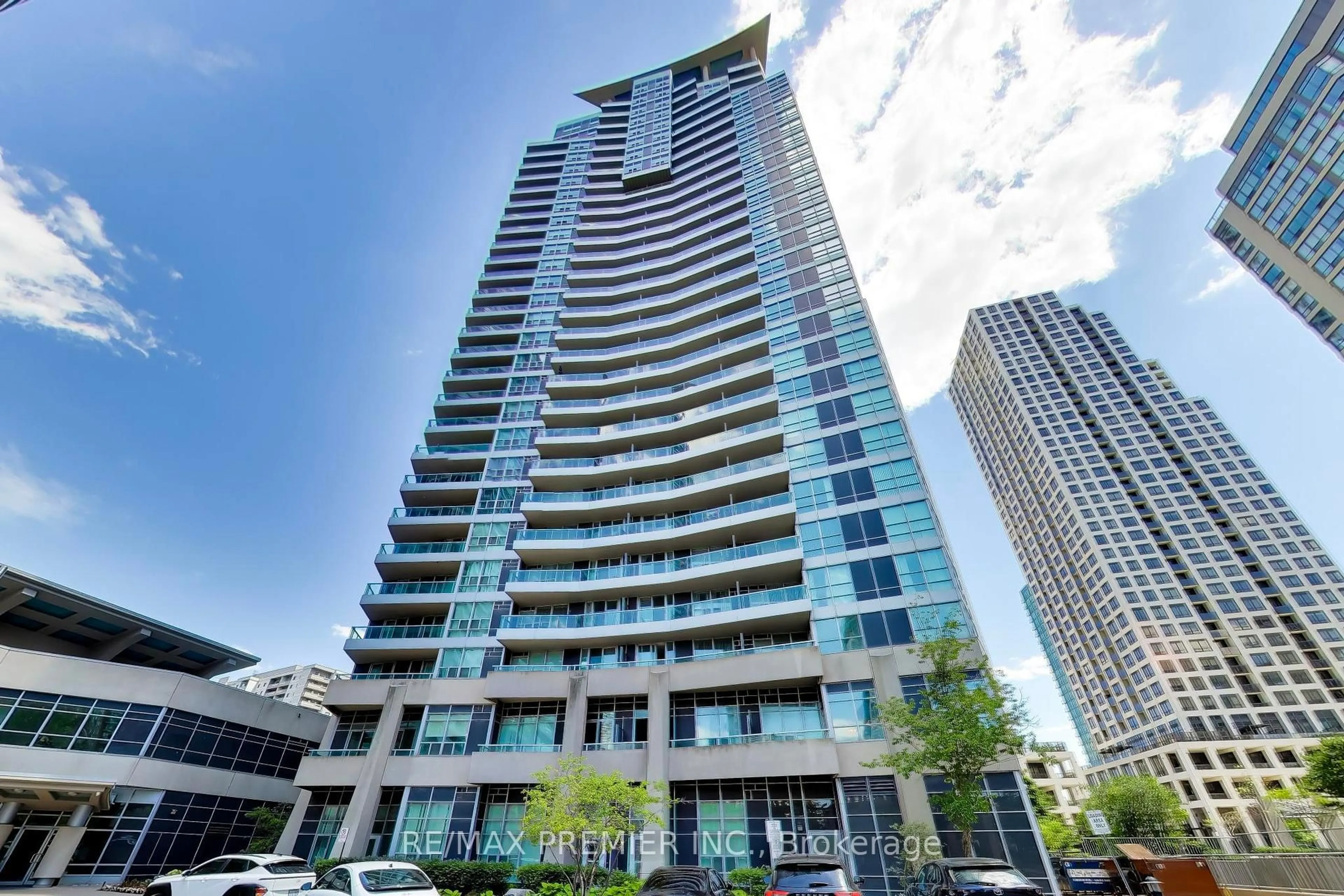 Unknown for 33 Elm Dr #612, Mississauga Ontario L5B 4M1