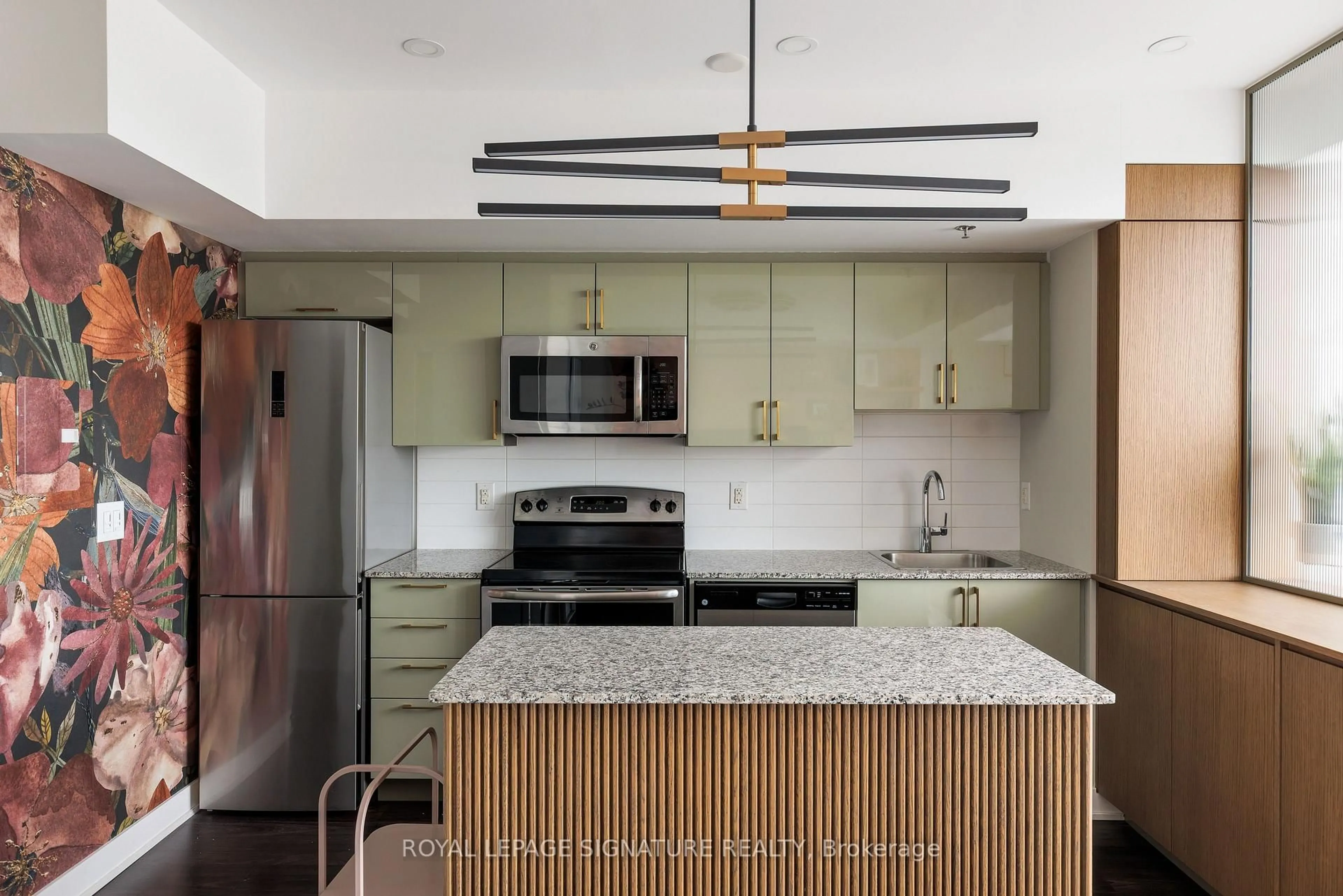 Open concept kitchen, unknown for 11 Superior Ave #908, Toronto Ontario M8V 0A7