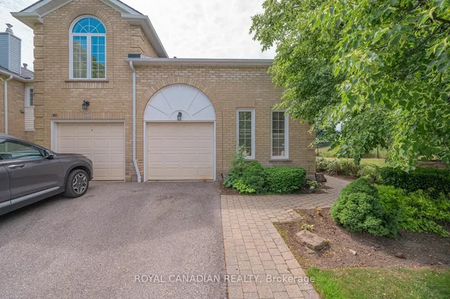 63 Heathcliffe Sq, Brampton 5